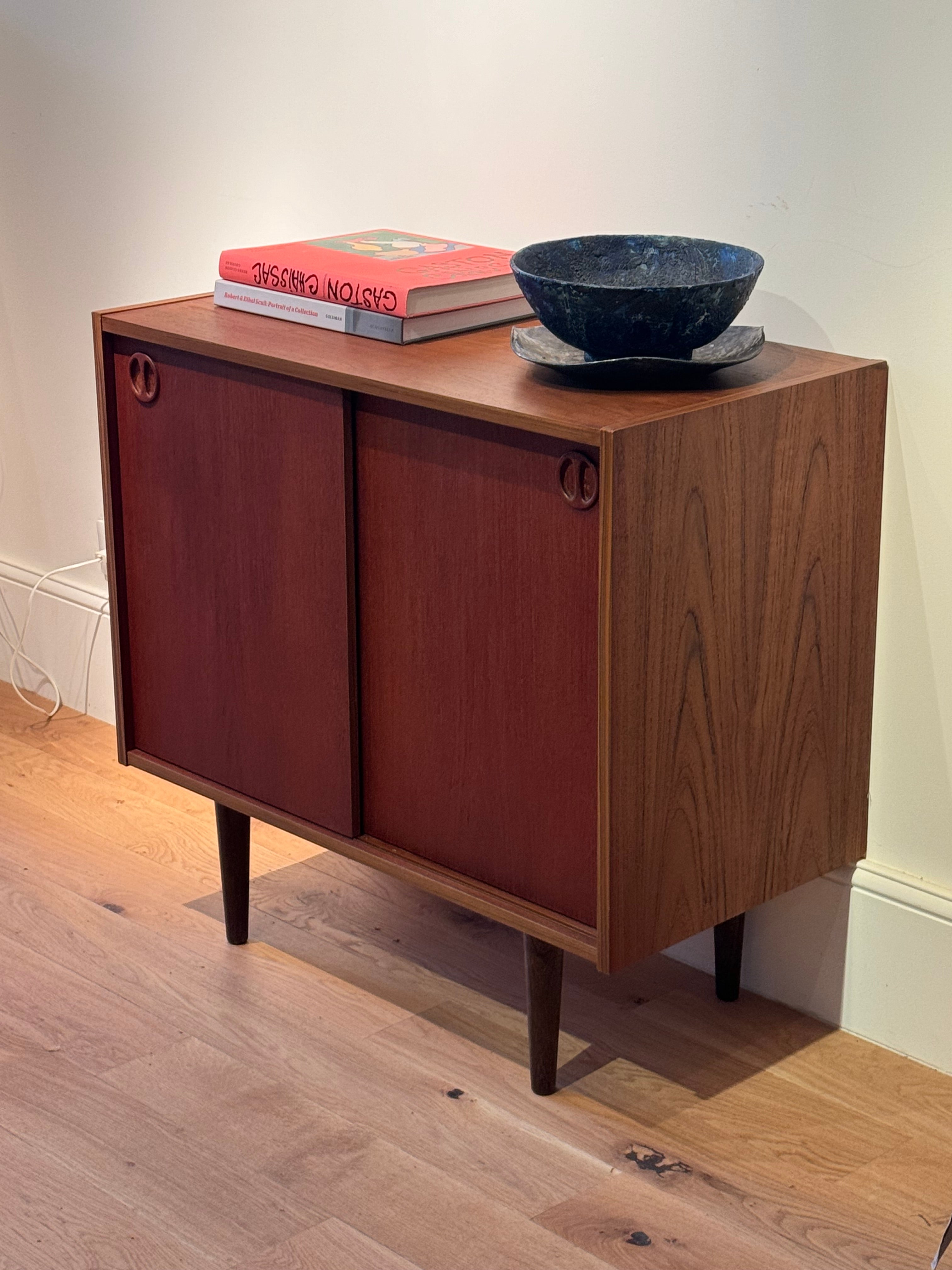 Enfilade scandinave vintage en teck "Urda"