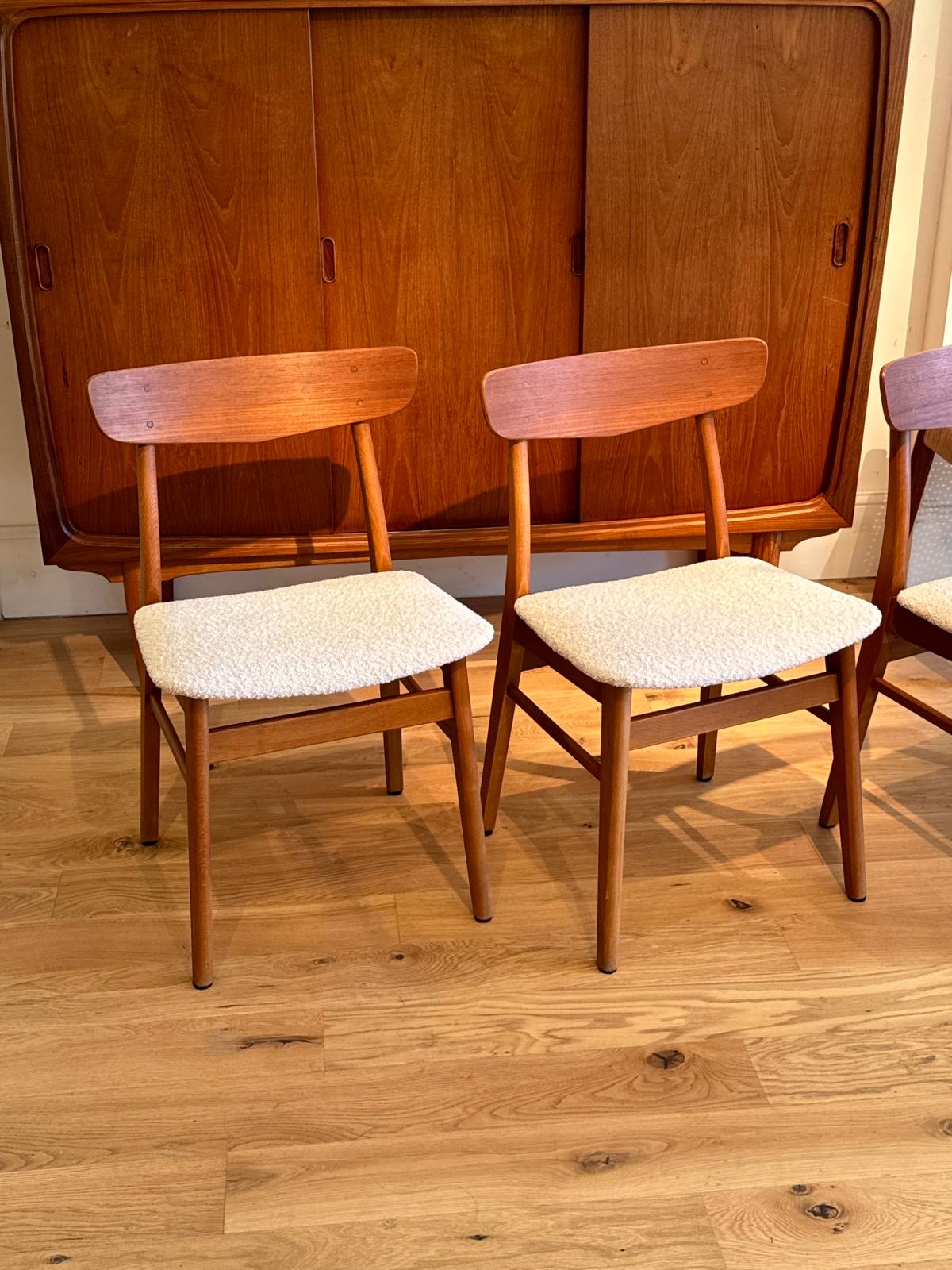 4 Chaises scandinave vintage "Freya" en bouclette lin naturel