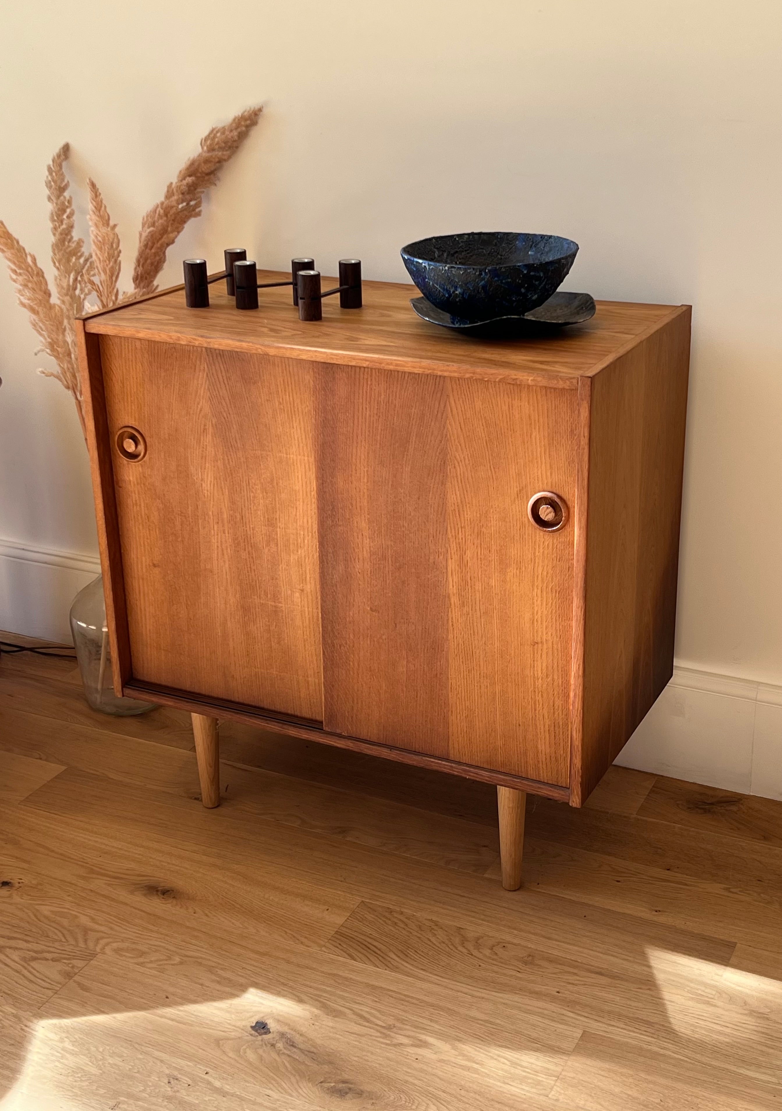 Enfilade scandinave vintage en chêne "Vinia"