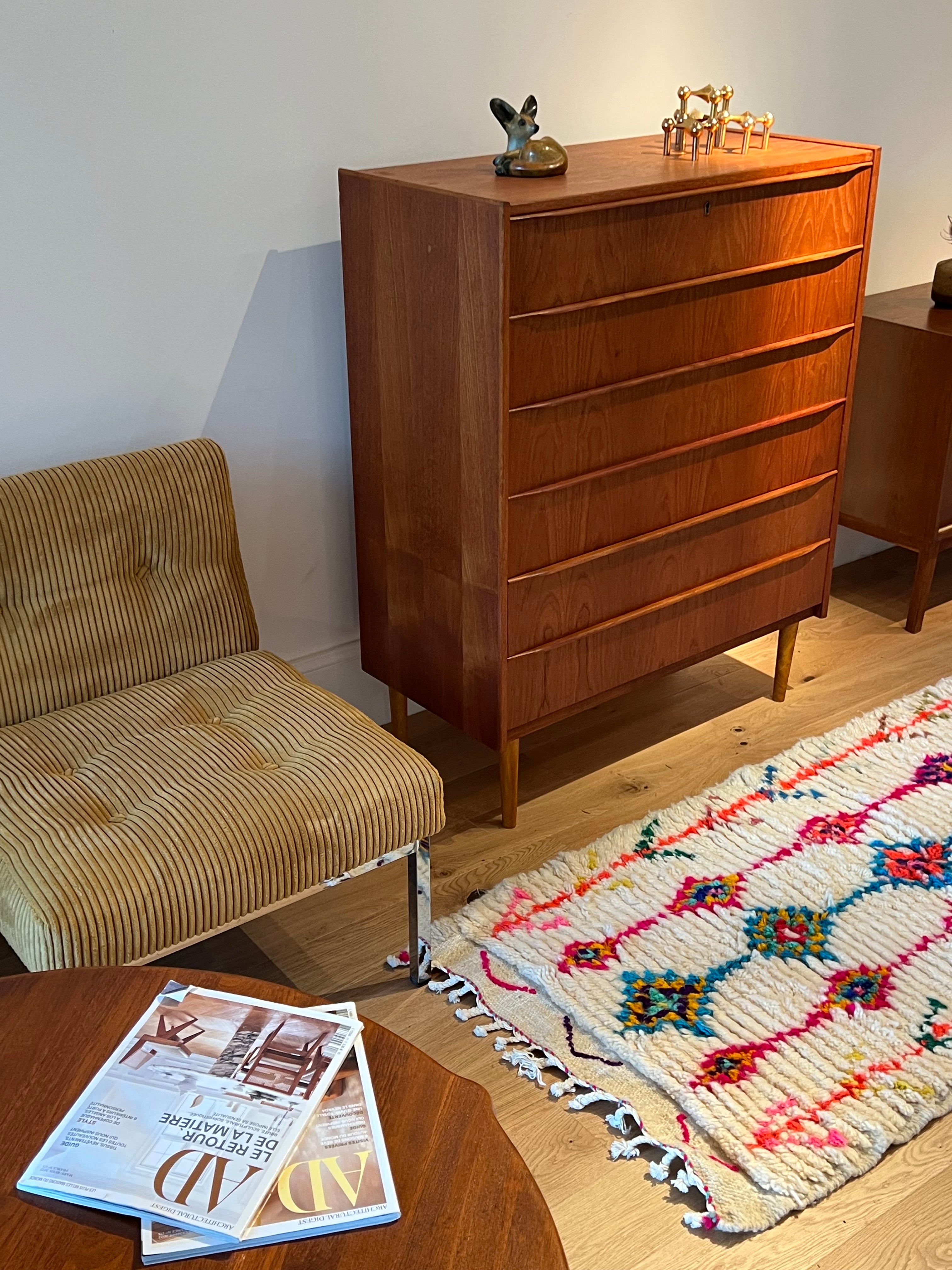 Commode scandinave vintage « Nila »