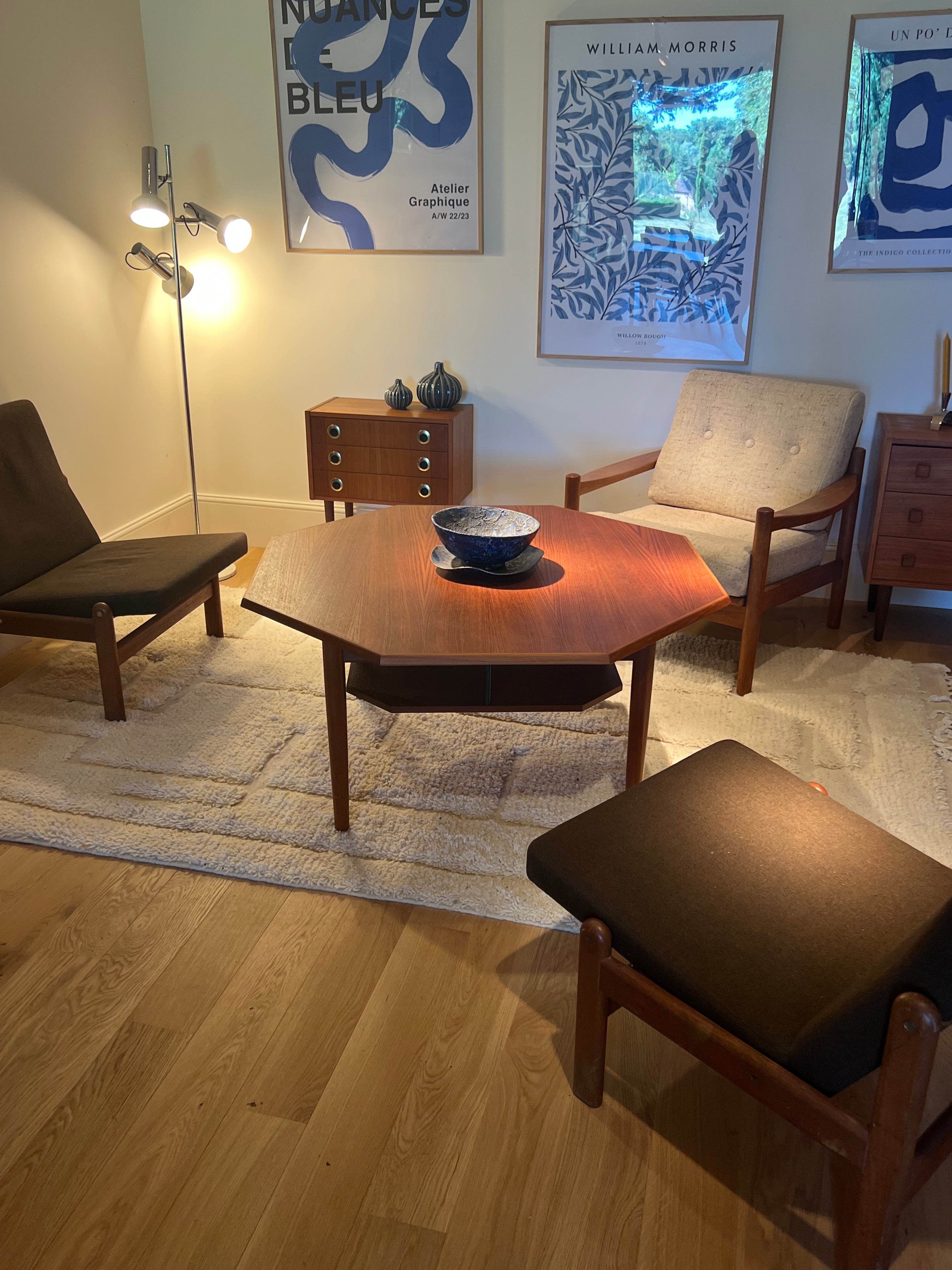 Table basse octogonale scandinave vintage "Siv"