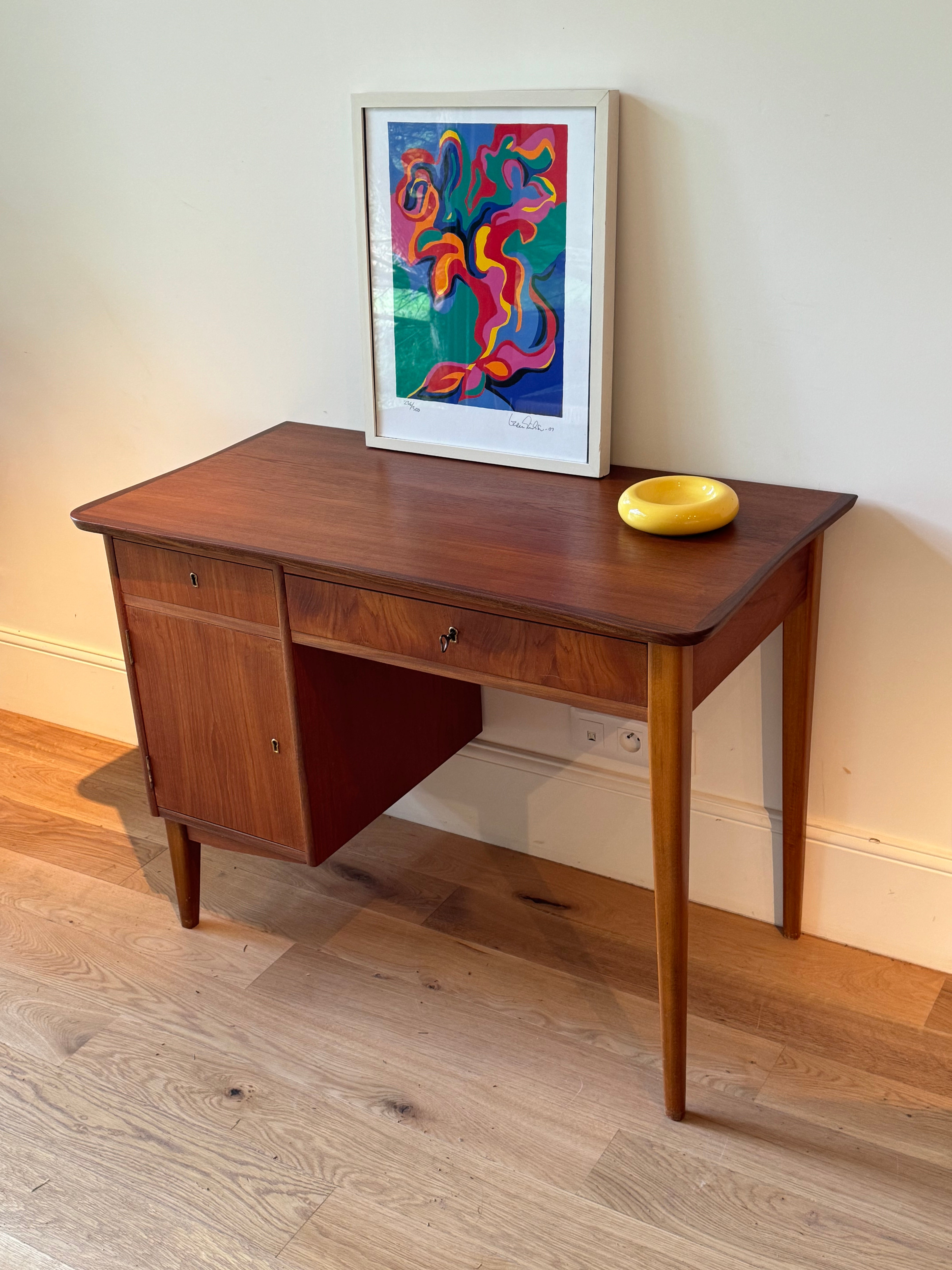 Bureau scandinave vintage « Ole »