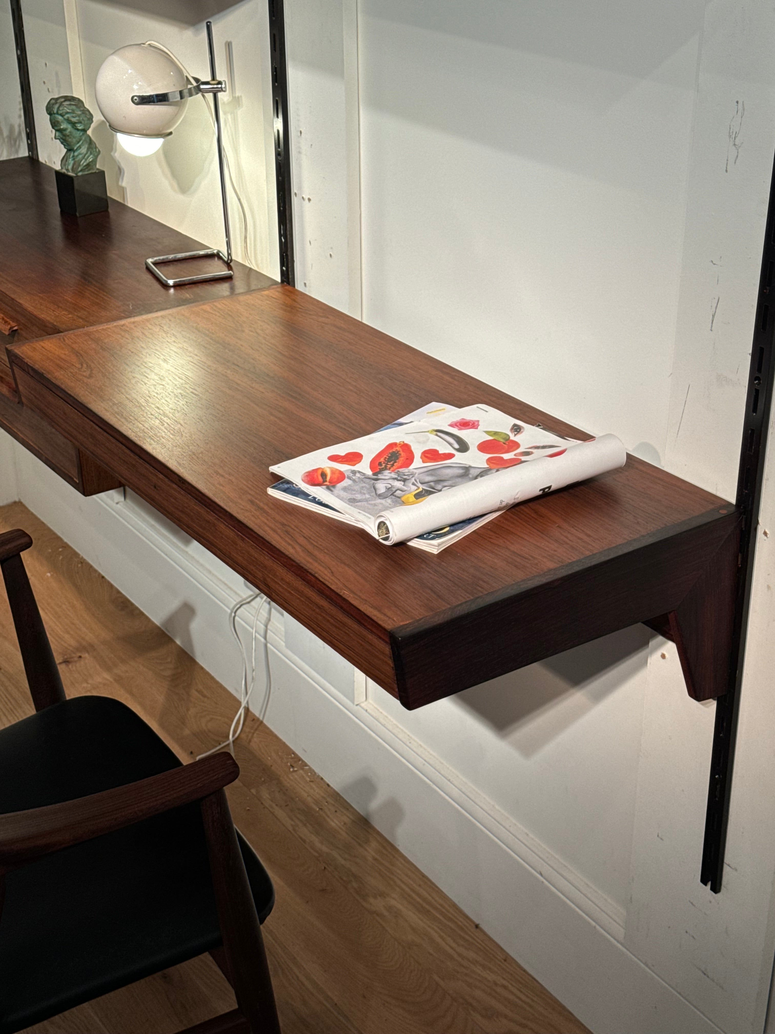 Bibliothèque murale scandinave vintage en teck Kai Kristiansen pour FM Møbler