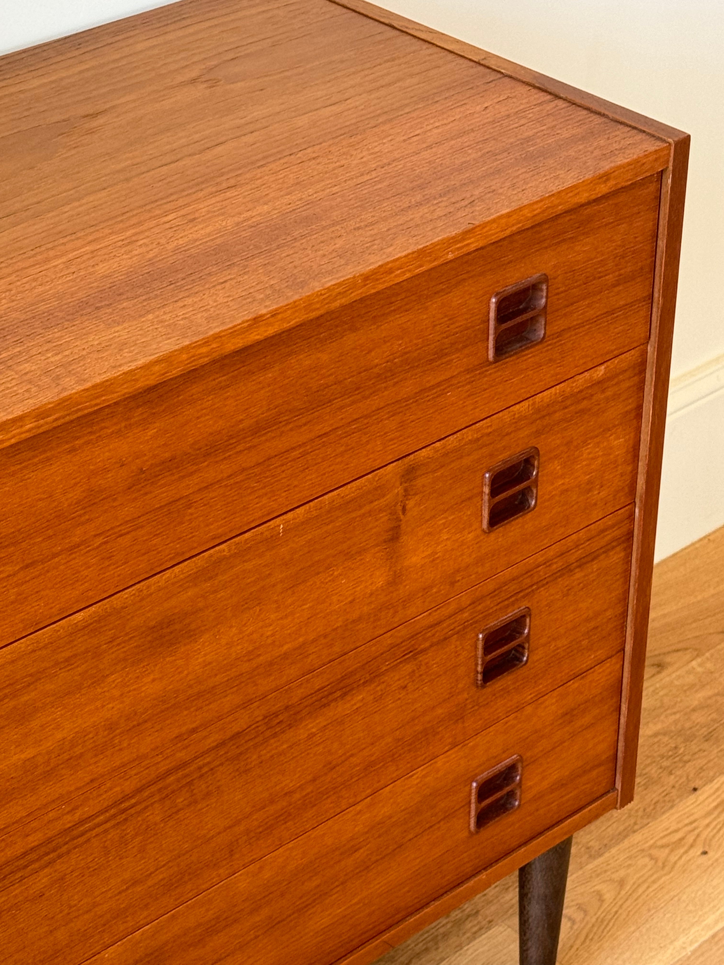 Commode scandinave vintage en teck « Brisa »