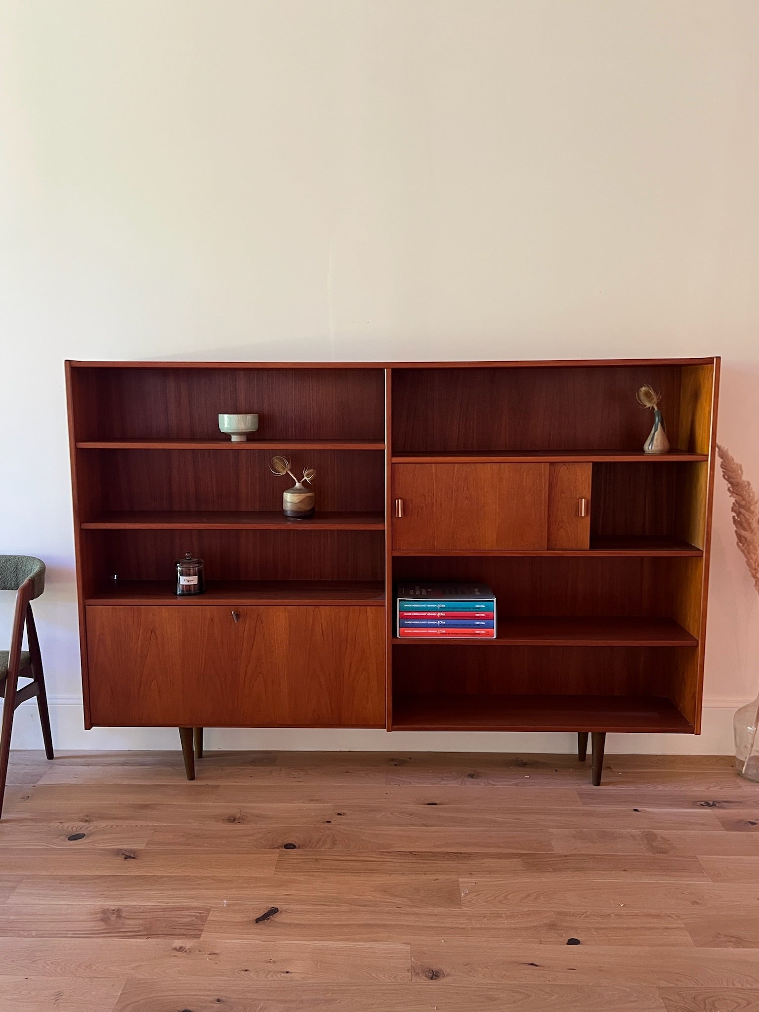 Bibliothèque scandinave vintage en teck "Astrid"