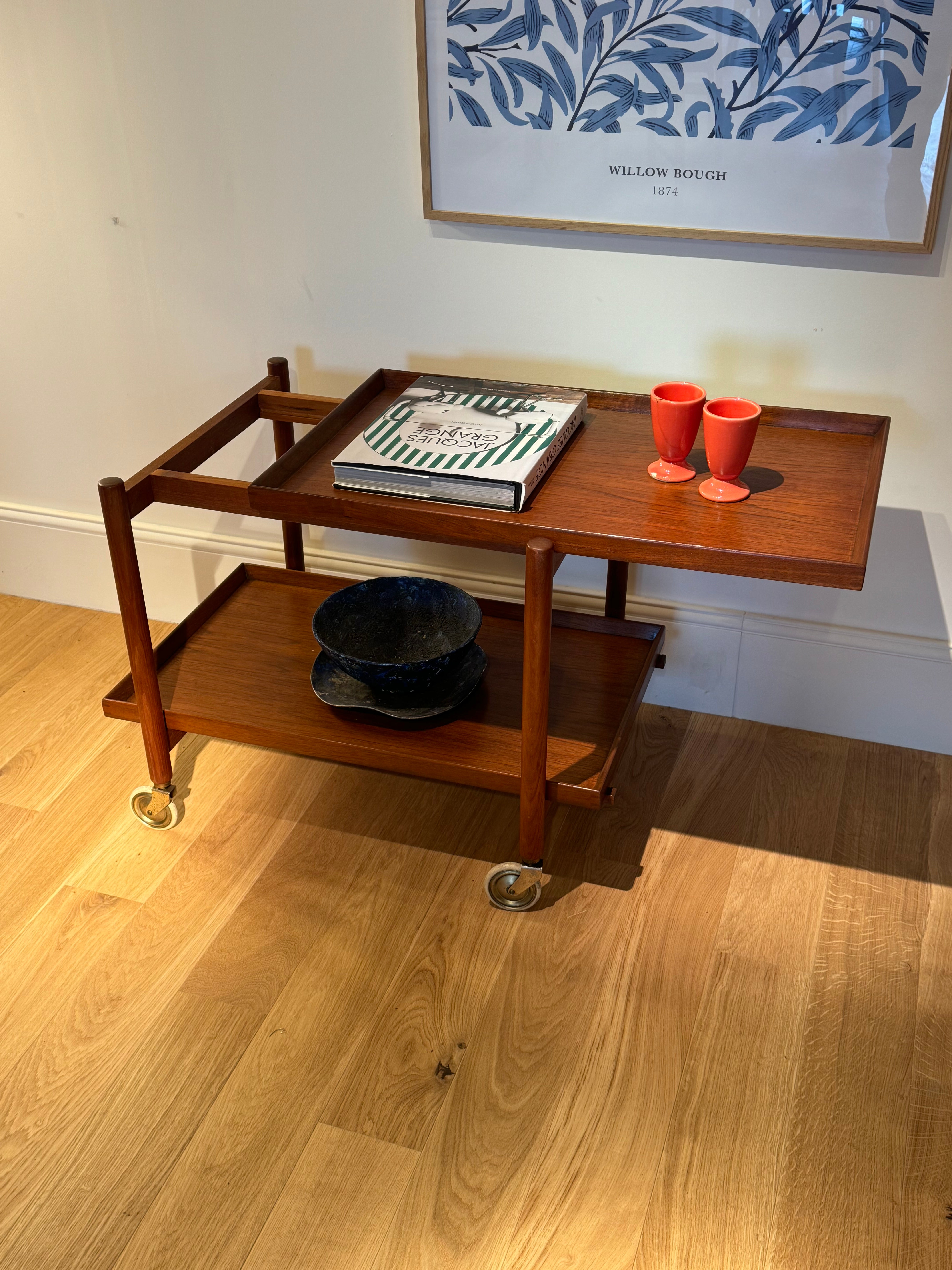 Desserte scandinave vintage "Mette" en teck