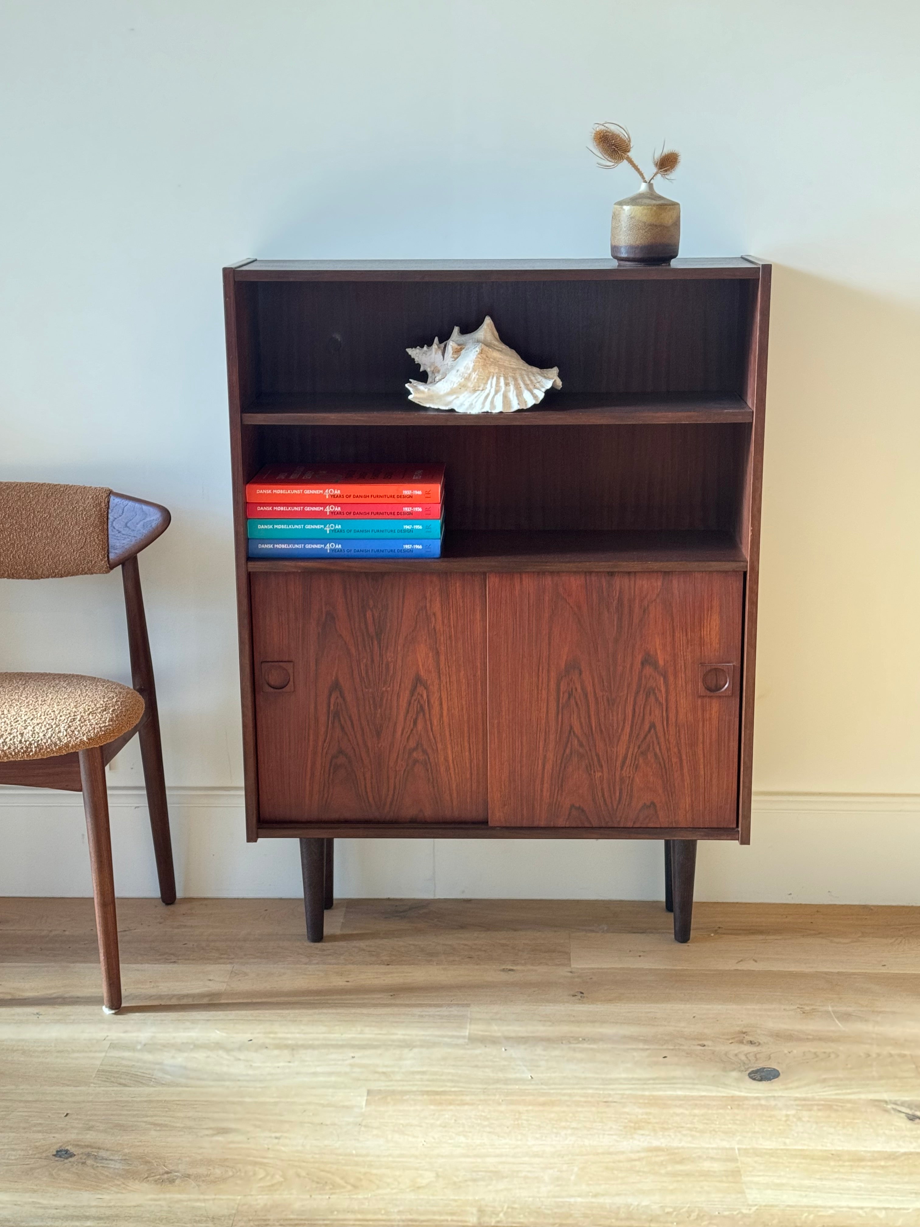 Bibliothèque scandinave vintage en palissandre "Clara"