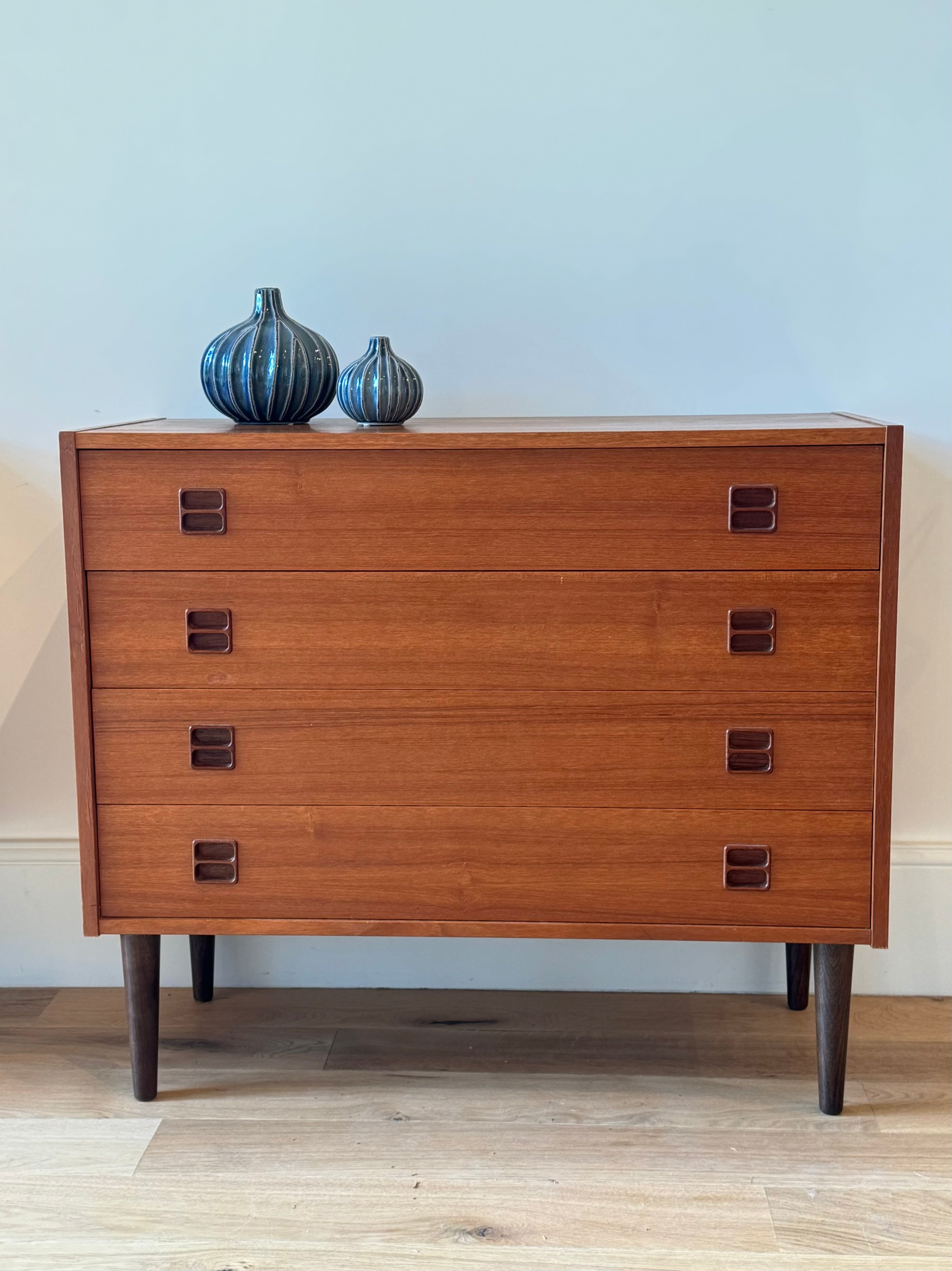 Commode scandinave vintage en teck « Brisa »