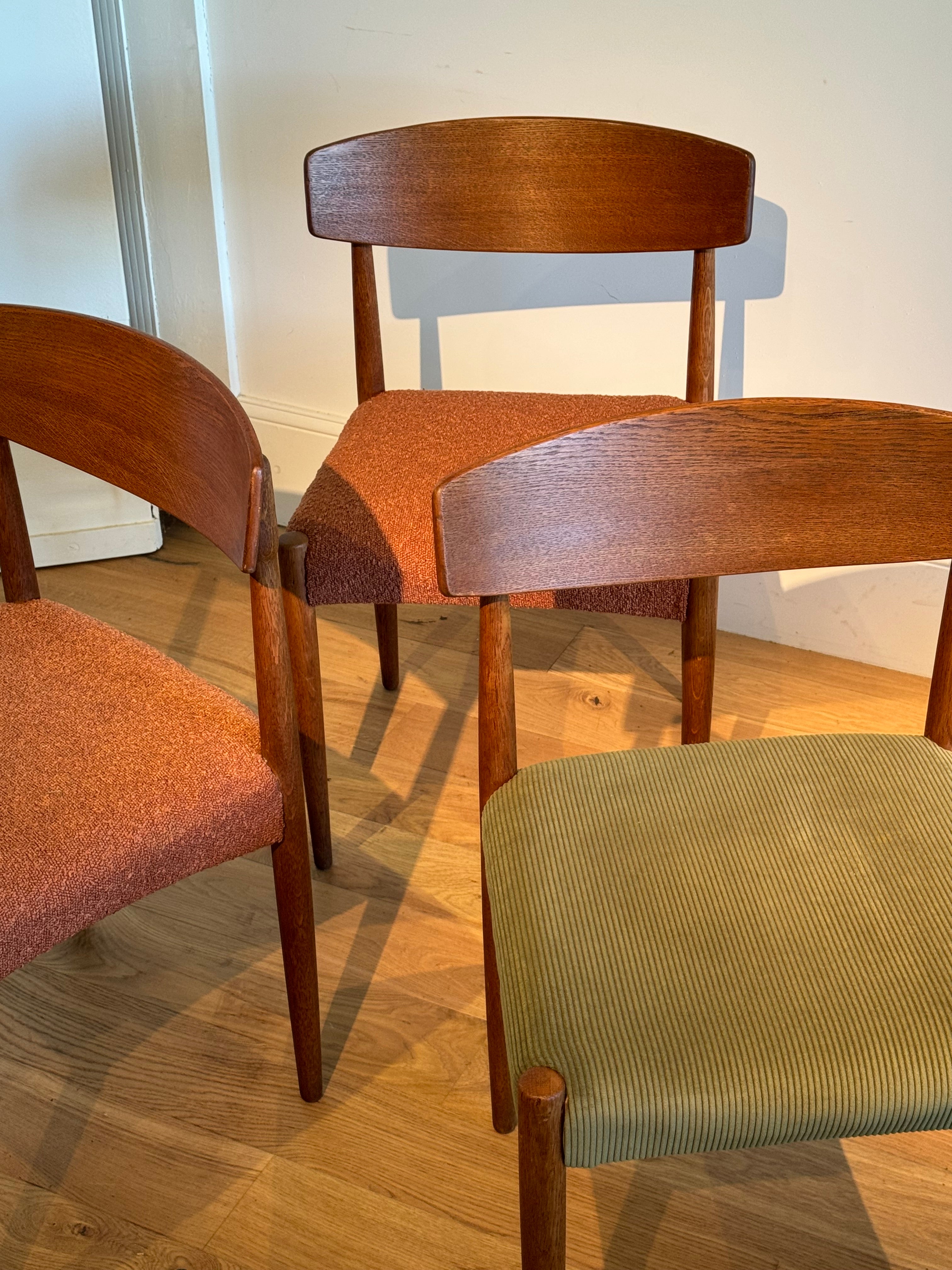 Suite de 4 chaises scandinaves vintage « Huldra » en chêne
