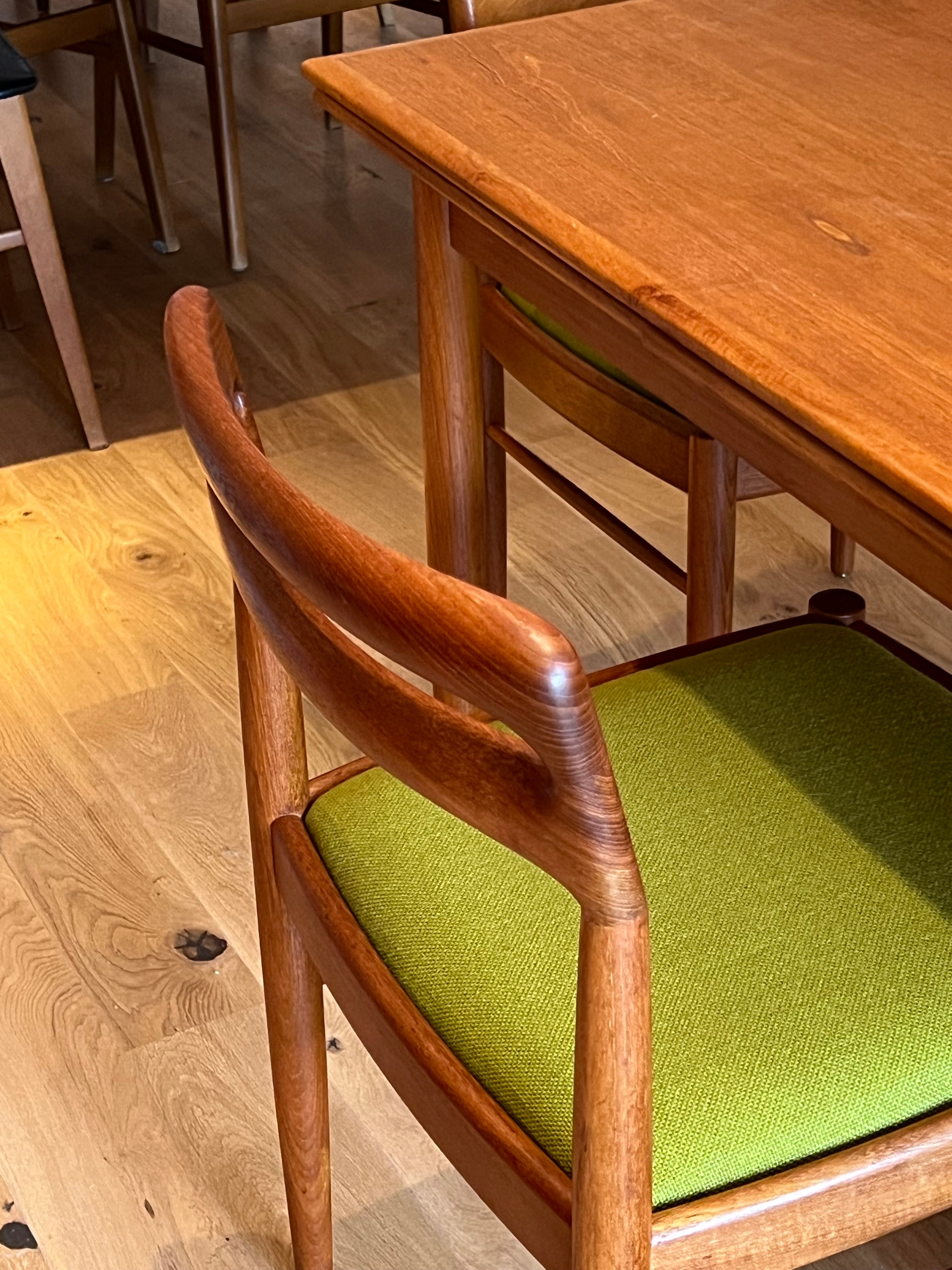 Suite de 4 chaises scandinaves « Siv » par HW Klein pour Bramin