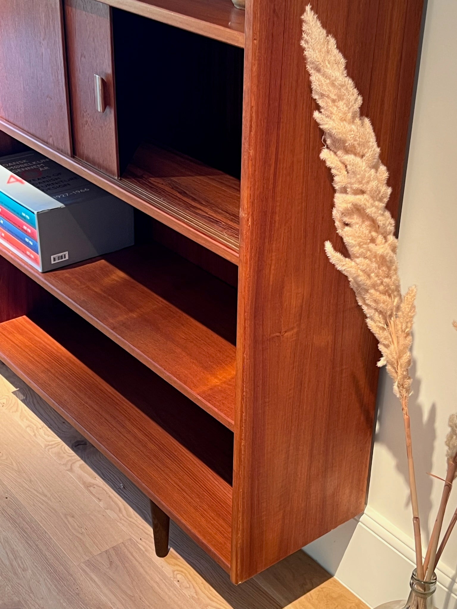 Bibliothèque scandinave vintage en teck "Astrid"