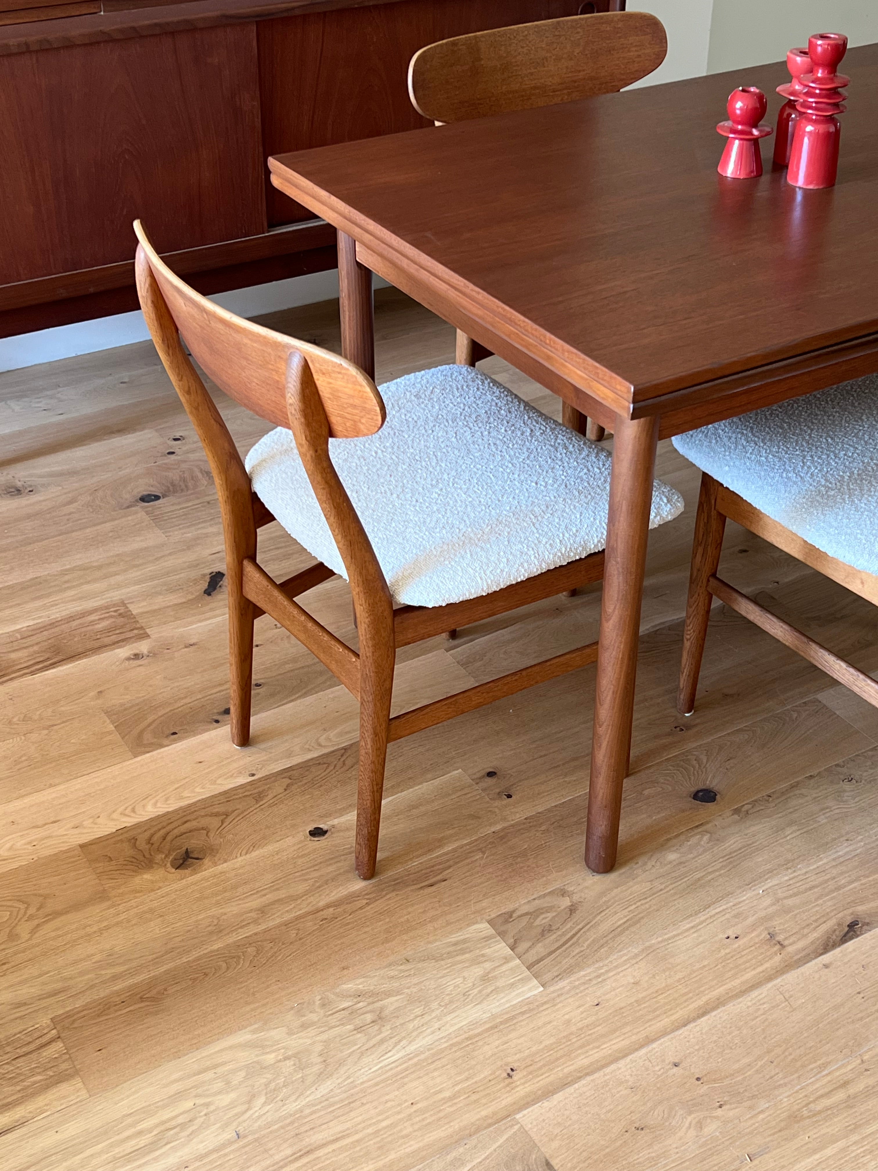 Suite de 6 chaises scandinaves vintage "Mopern" - Année 60