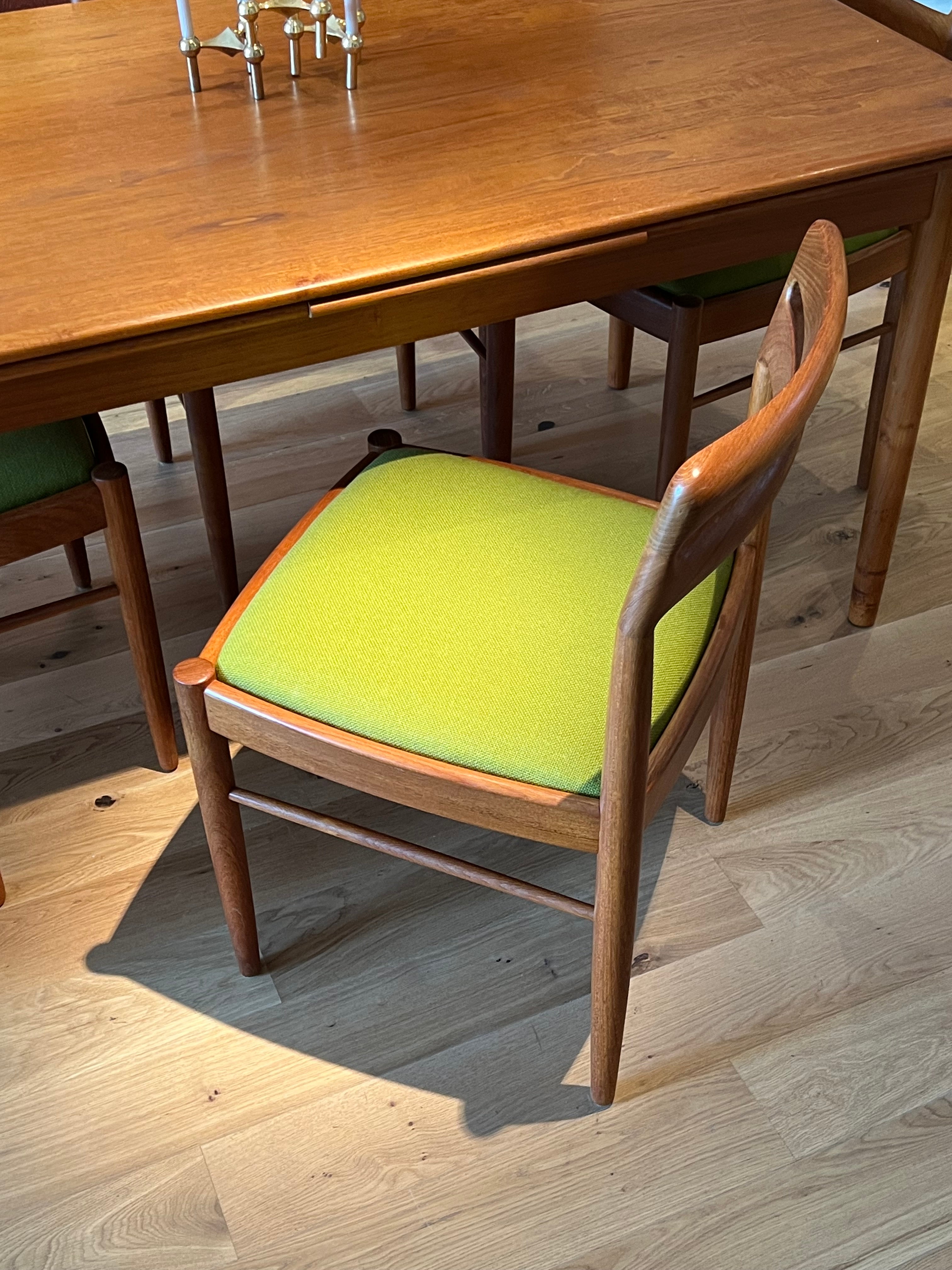 Suite de 4 chaises scandinaves « Siv » par HW Klein pour Bramin