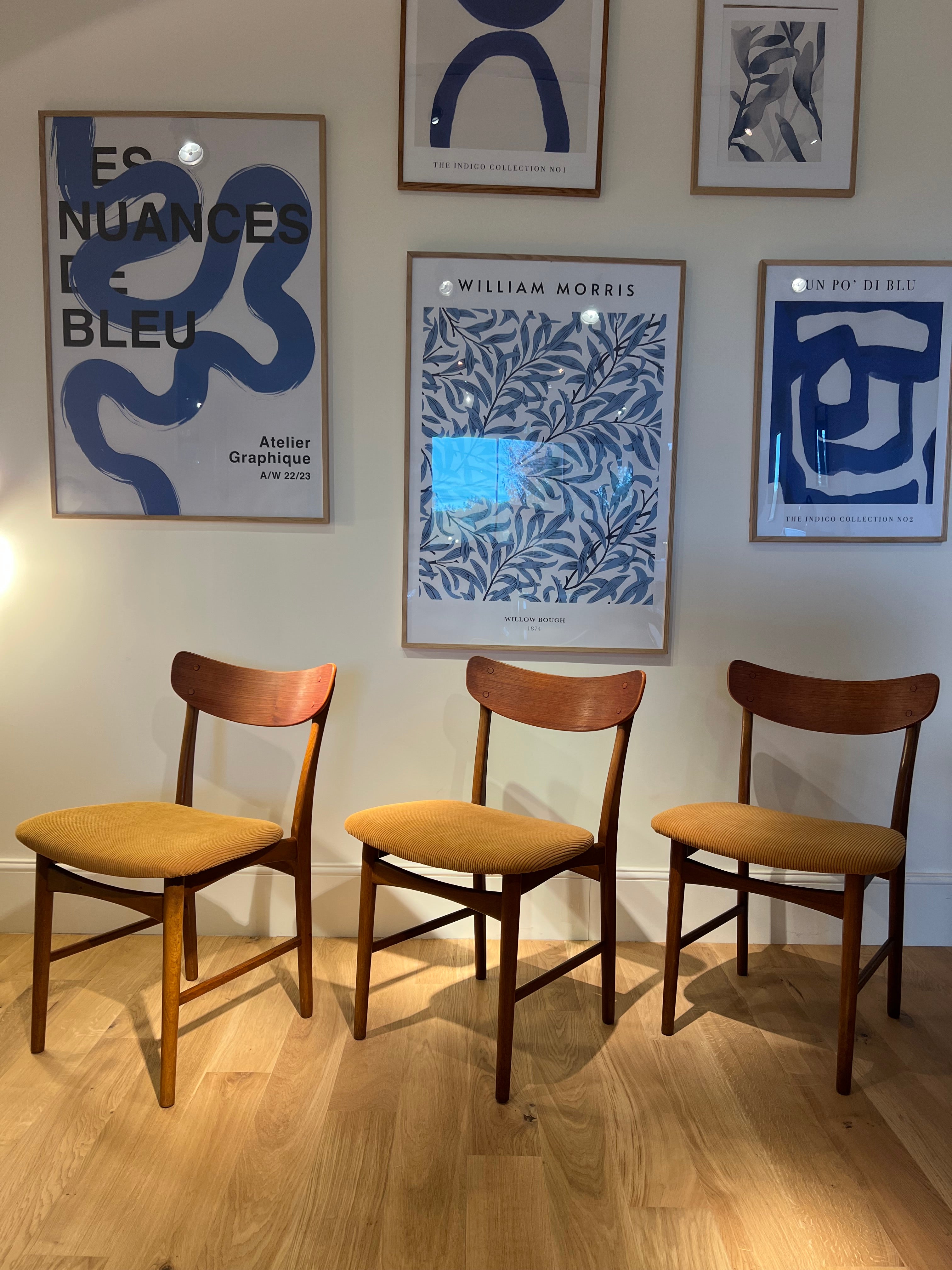 Chaise scandinave vintage "Miera" en teck (3 disponibles)