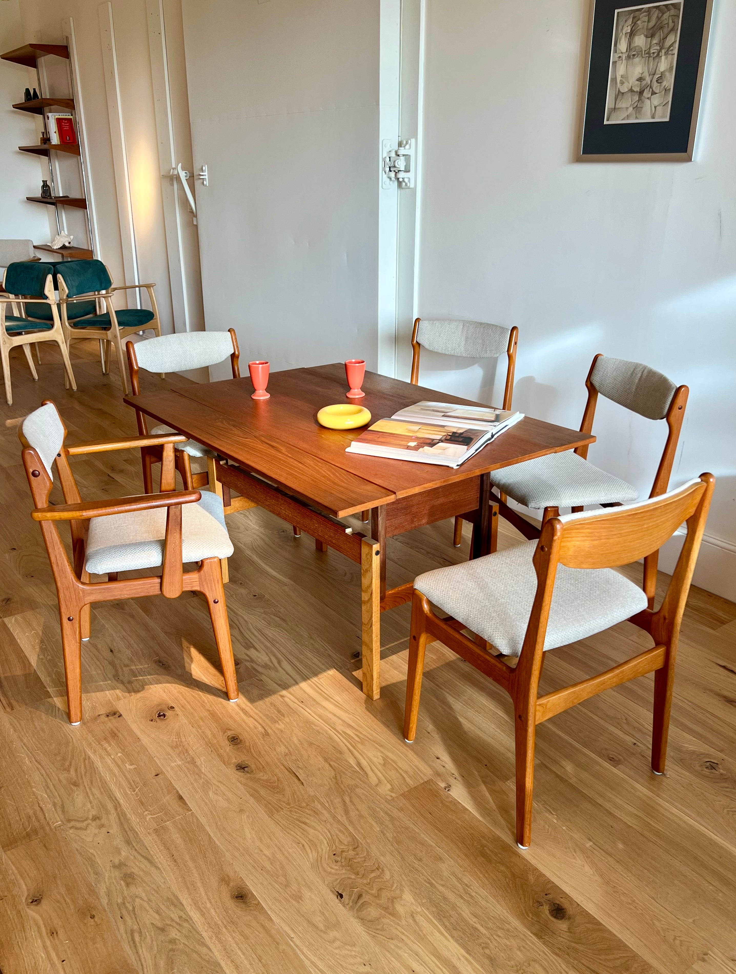Table scandinave vintage modulable « Rikke »