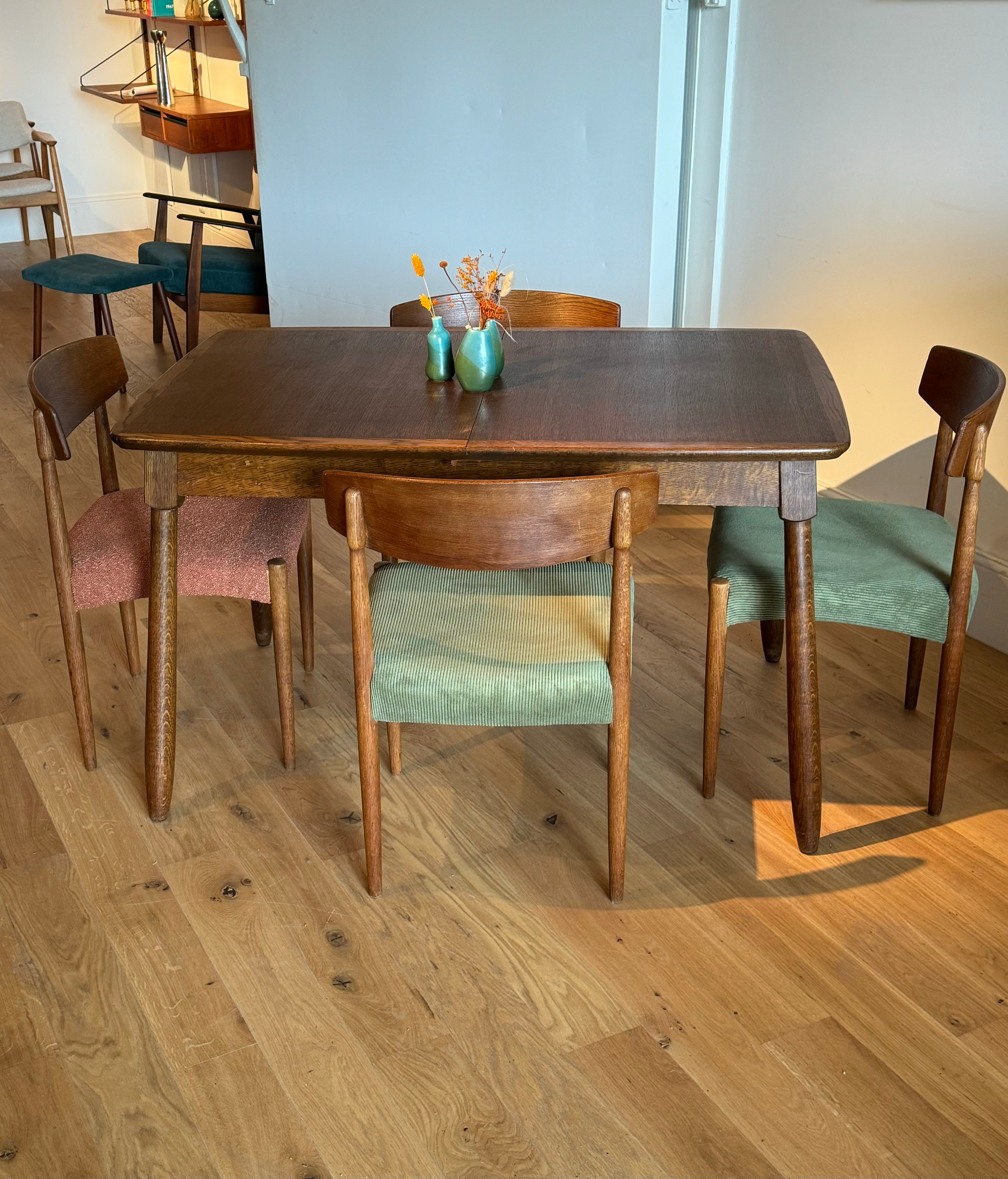 Table scandinave vintage en chêne « Mette »
