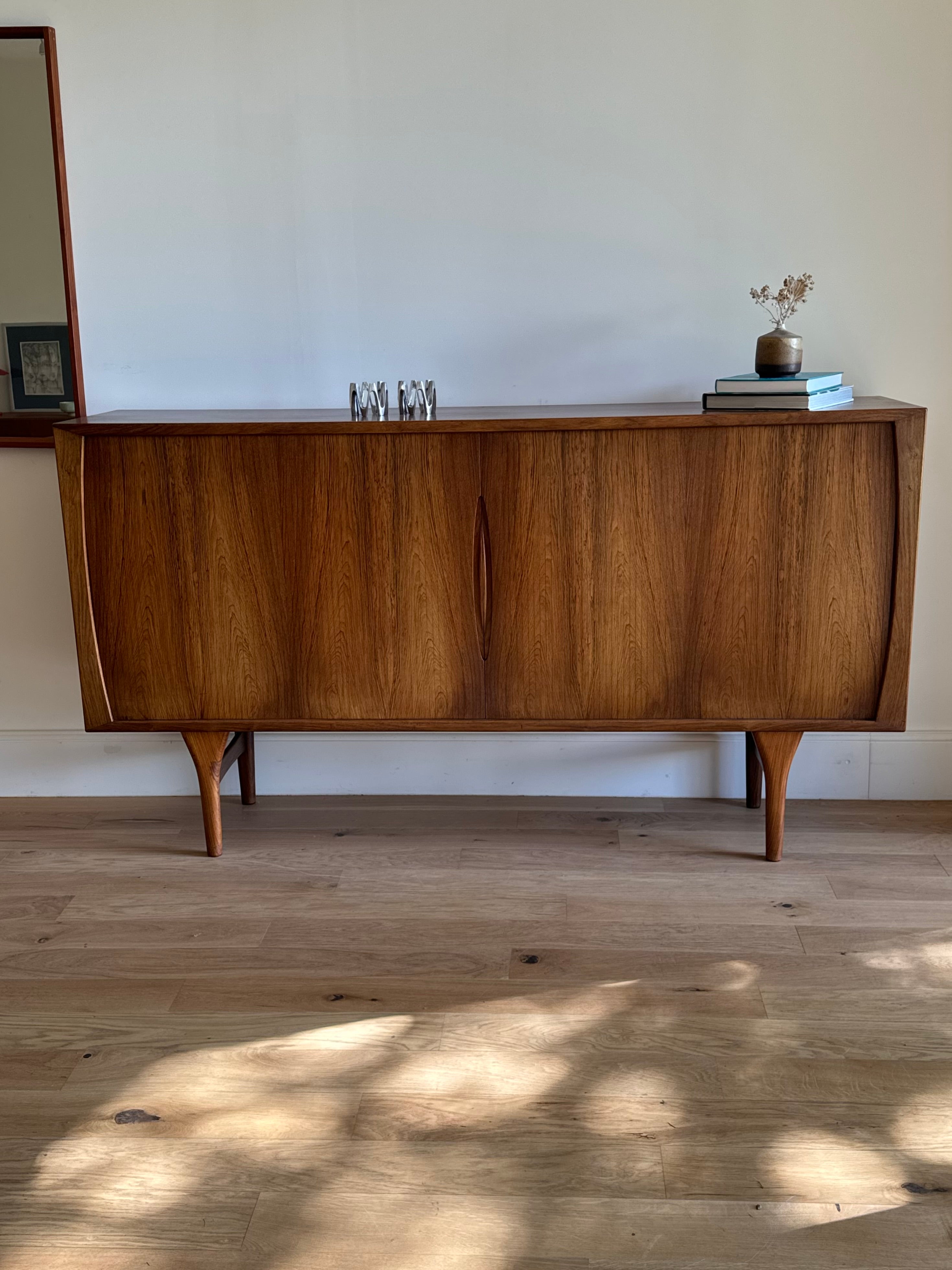 Enfilade scandinave vintage Kjaernulf pour Bruno Hansen