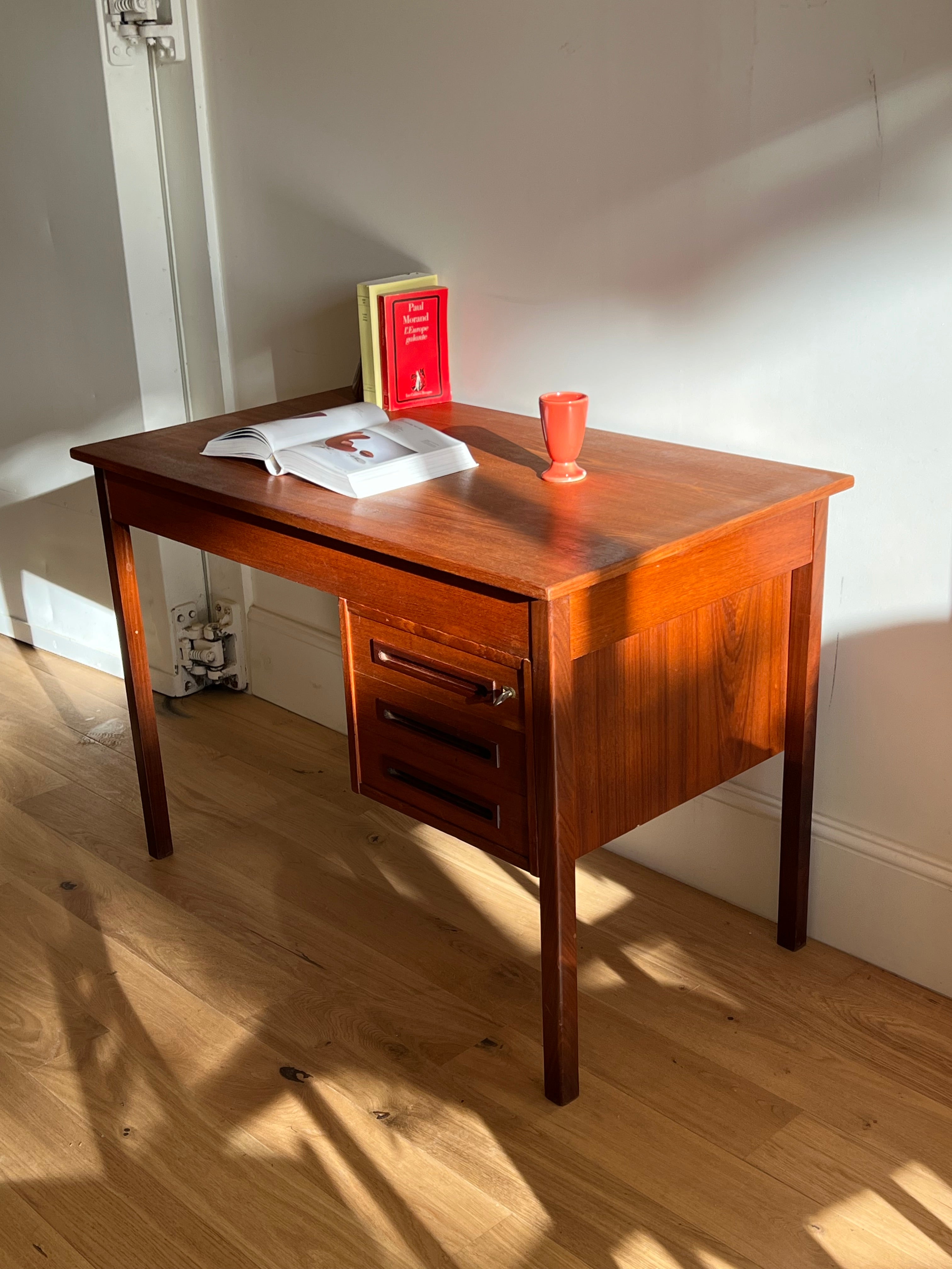 Bureau scandinave vintage en teck « Lars »