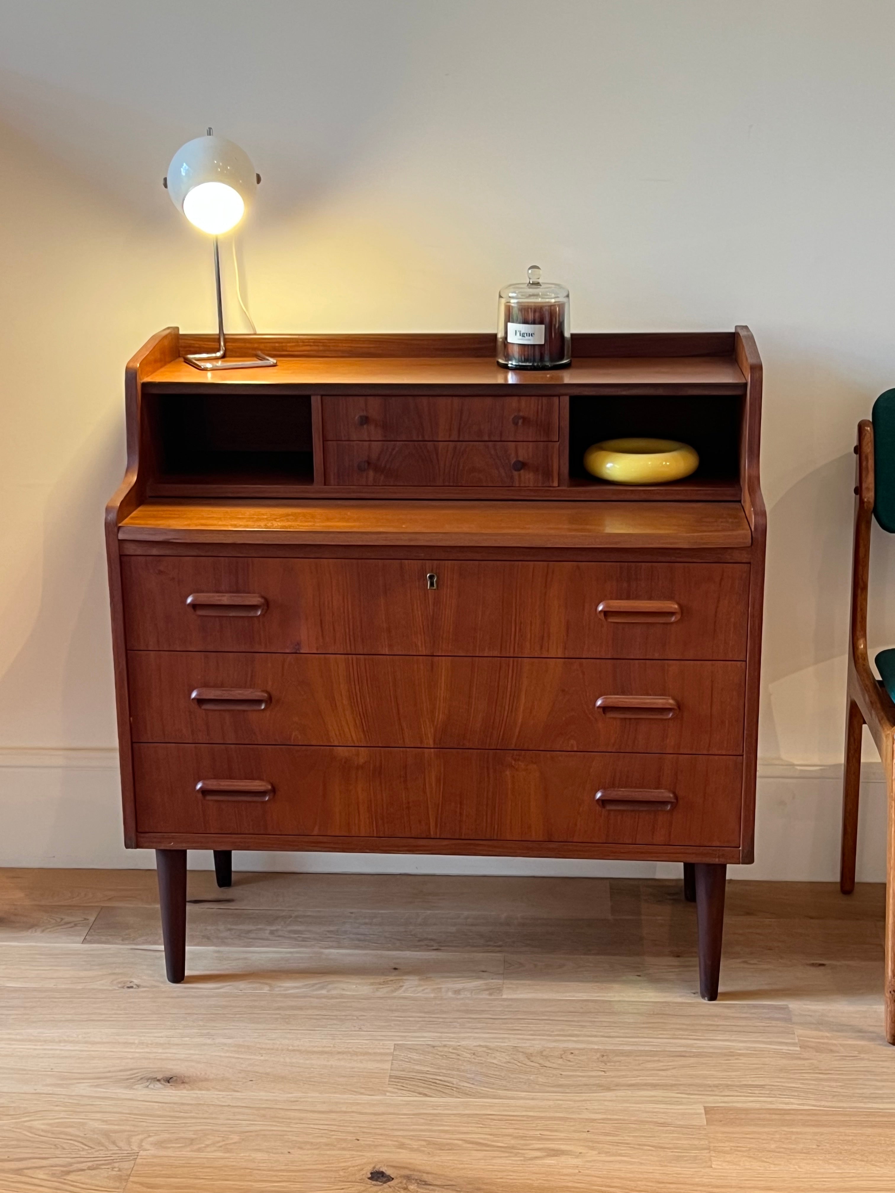 Secrétaire scandinave en teck – « Alrik » – Années 60