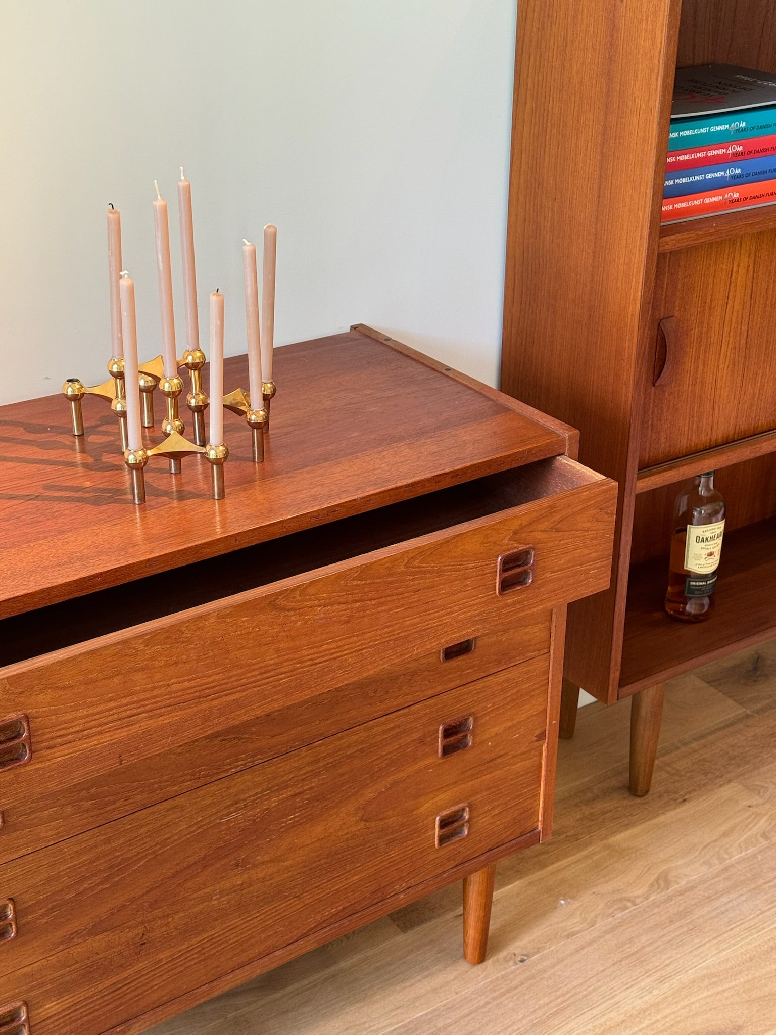 Commode scandinave vintage « Nils »