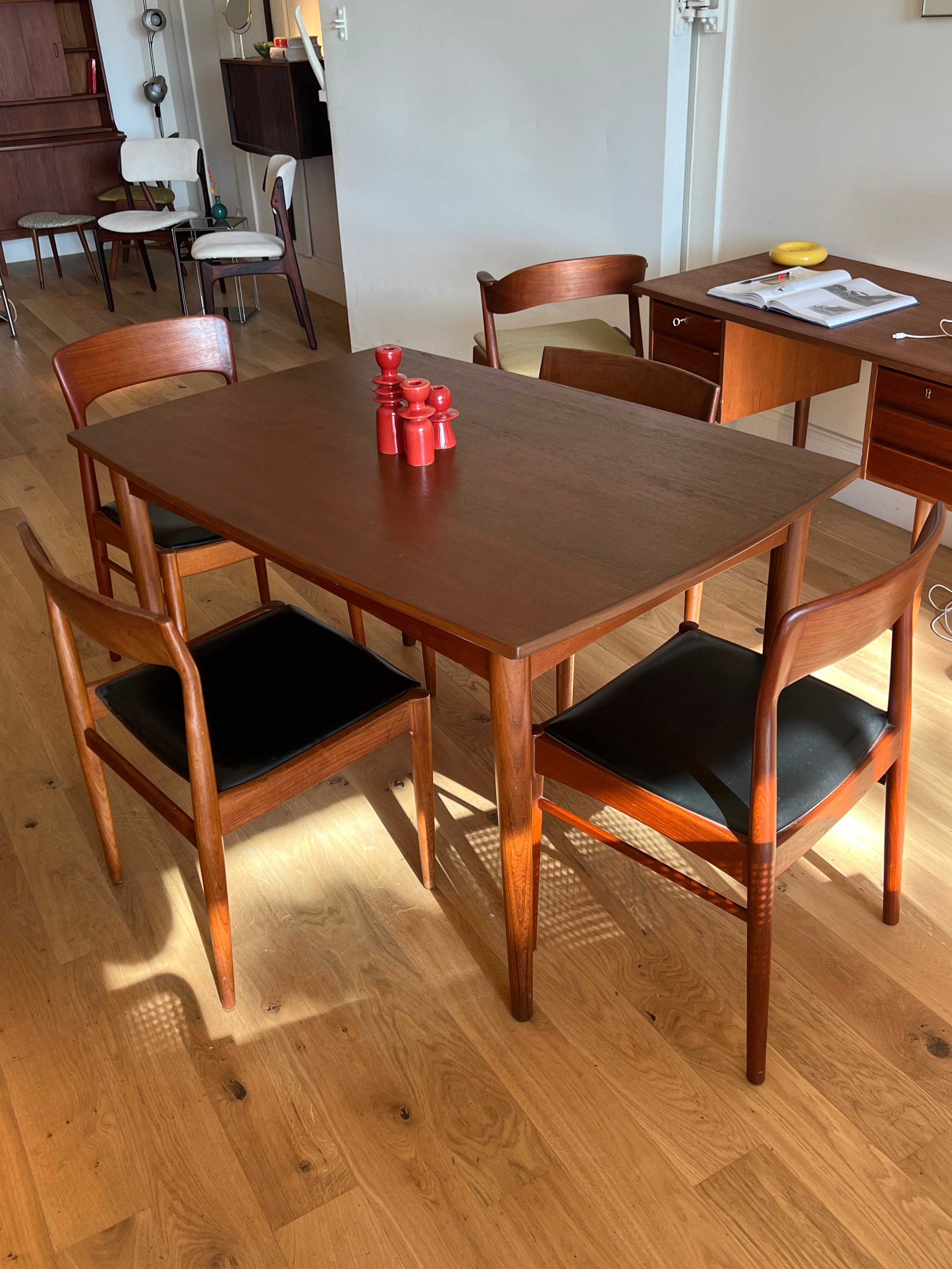 Table de salle à manger scandinave vintage extensible en teck "Myrtle"