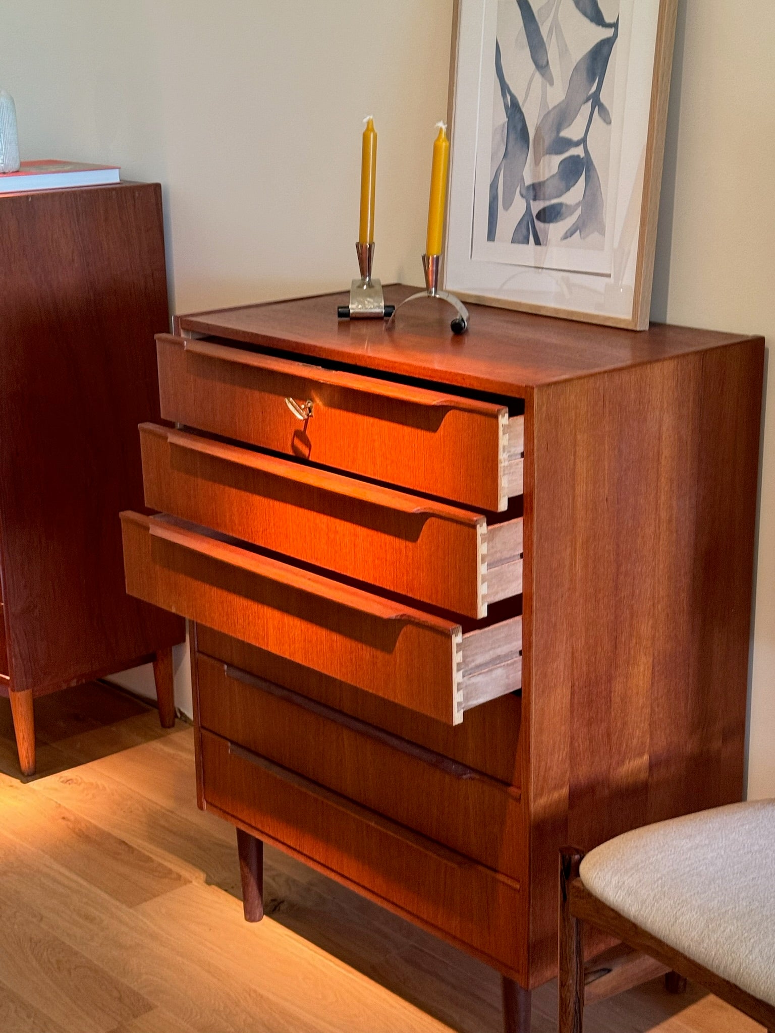 Commode scandinave vintage en teck « Lumi »