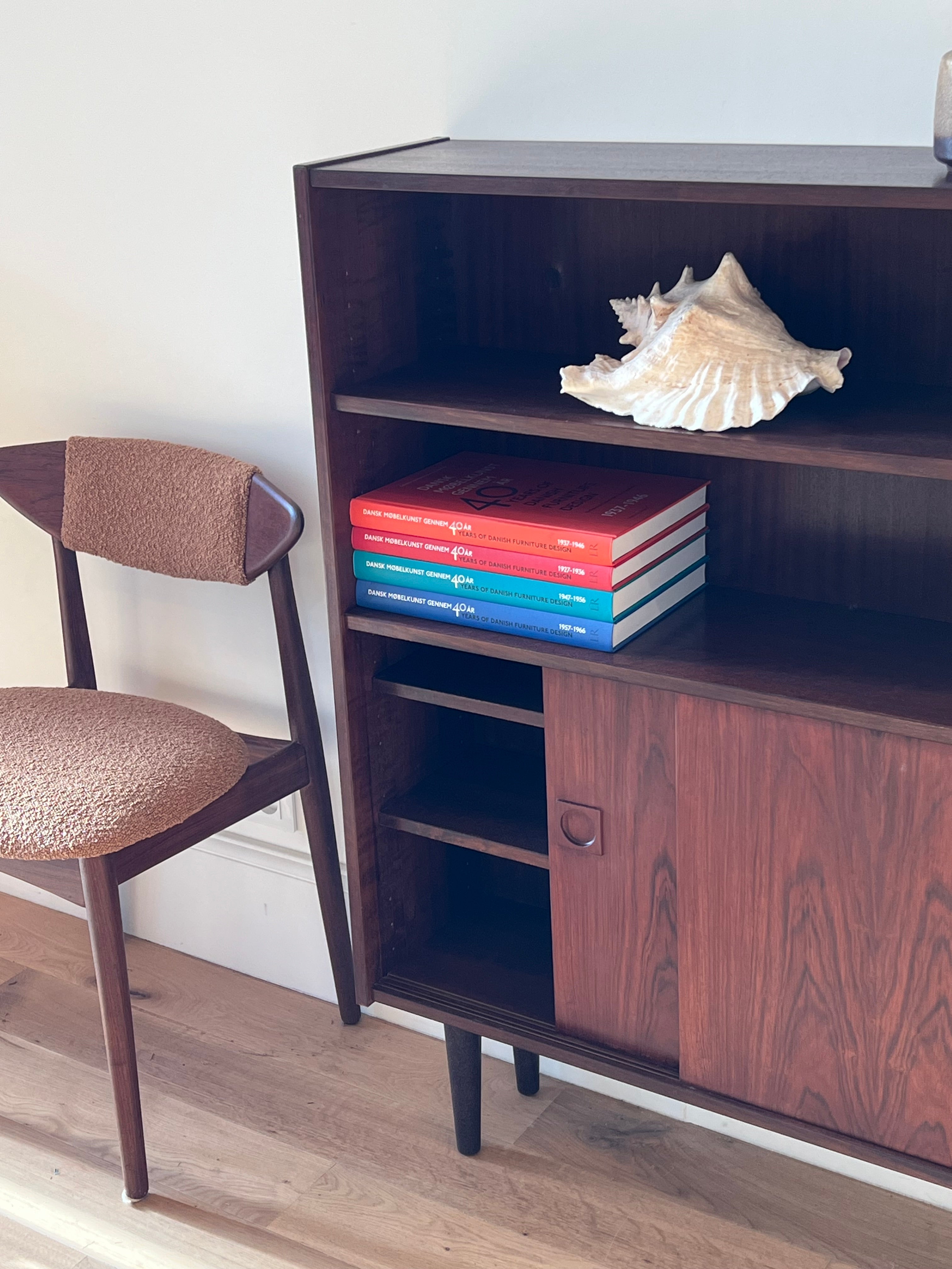 Bibliothèque scandinave vintage en palissandre "Clara"