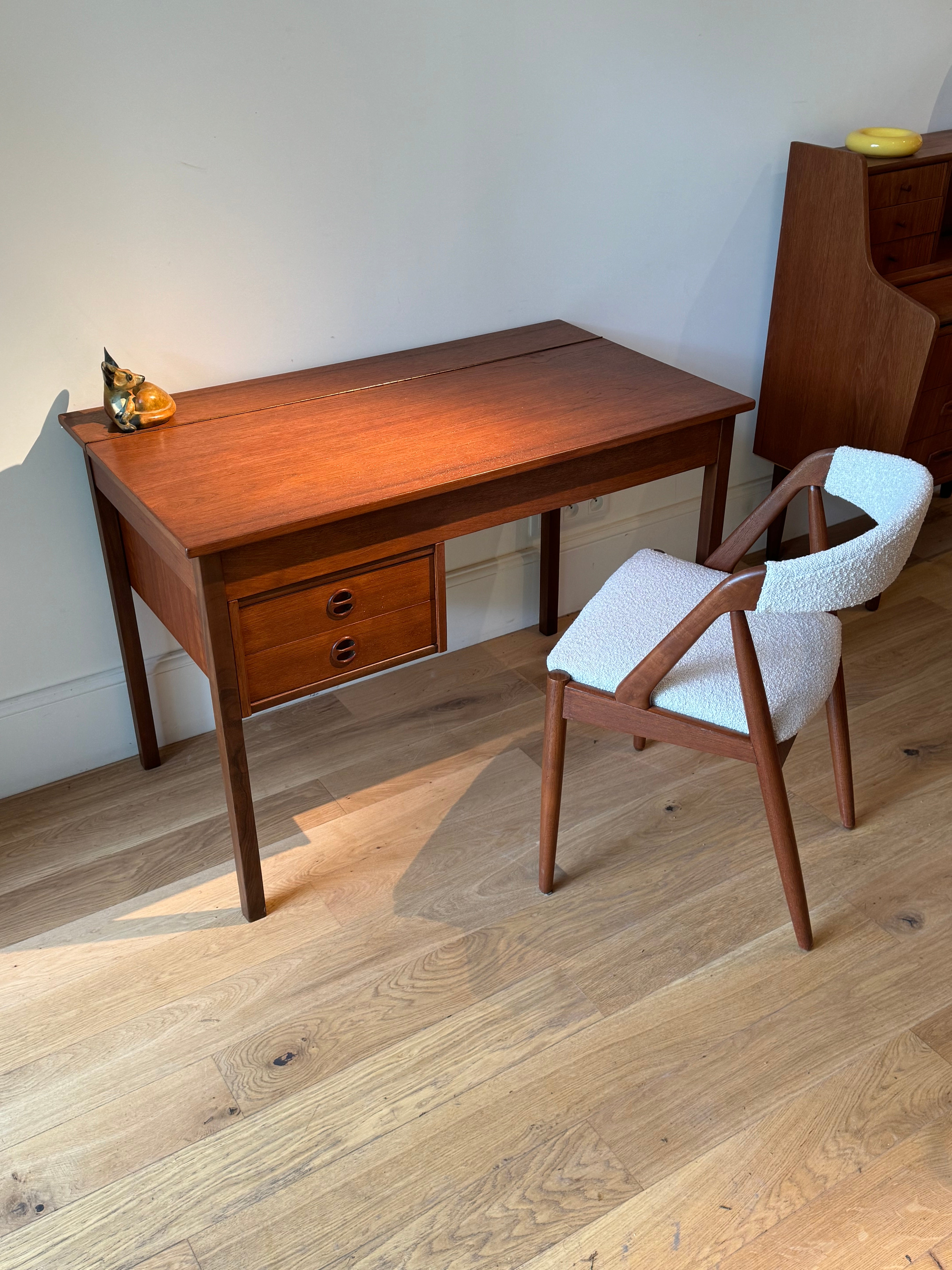 Bureau / coiffeuse scandinave vintage en teck « Arnold »