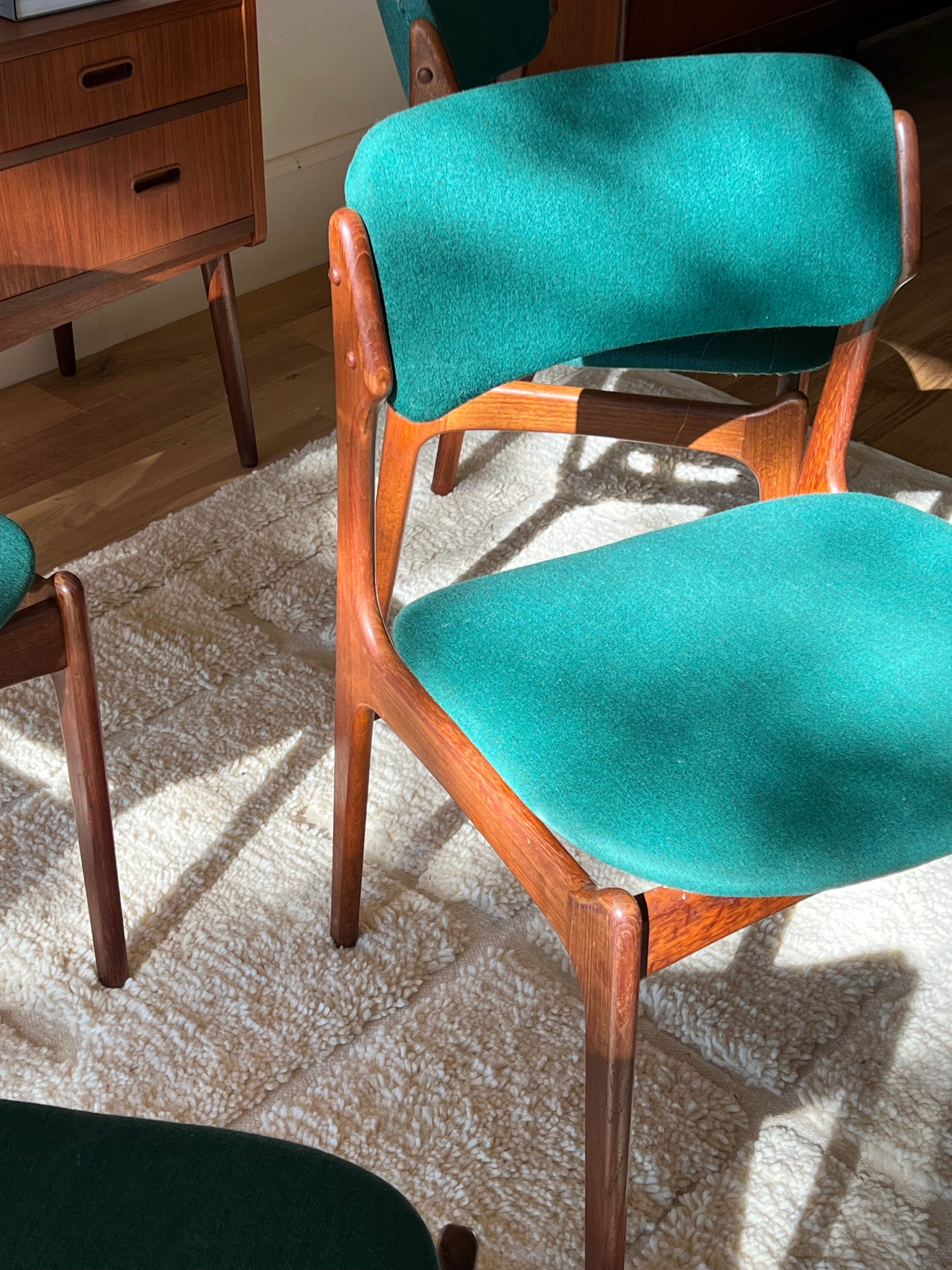 Pré-commande | Chaise scandinave vintage Erik Buch modèle 49 personnalisable