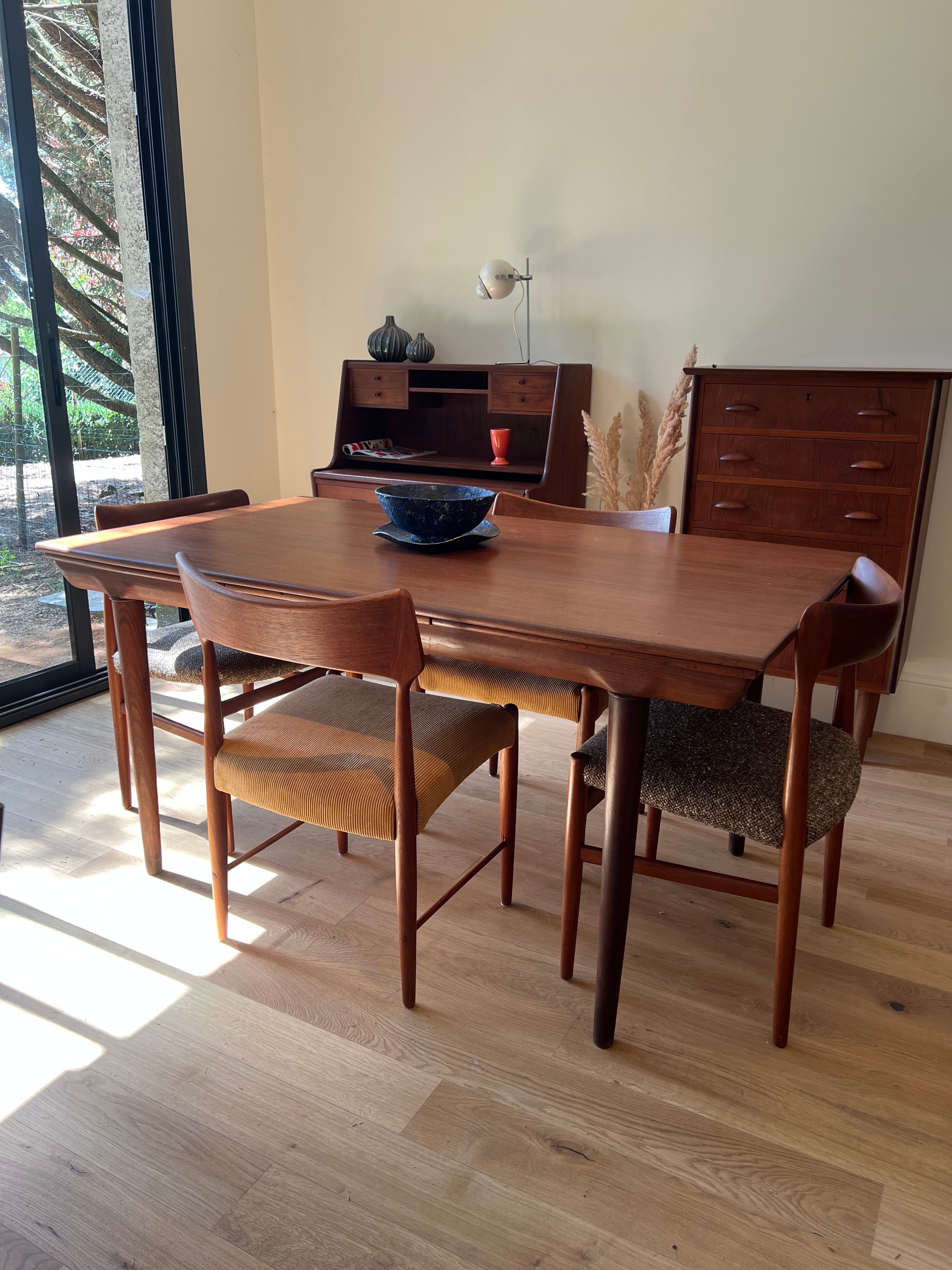 Table de salle à manger scandinave vintage en teck « Mikkel »