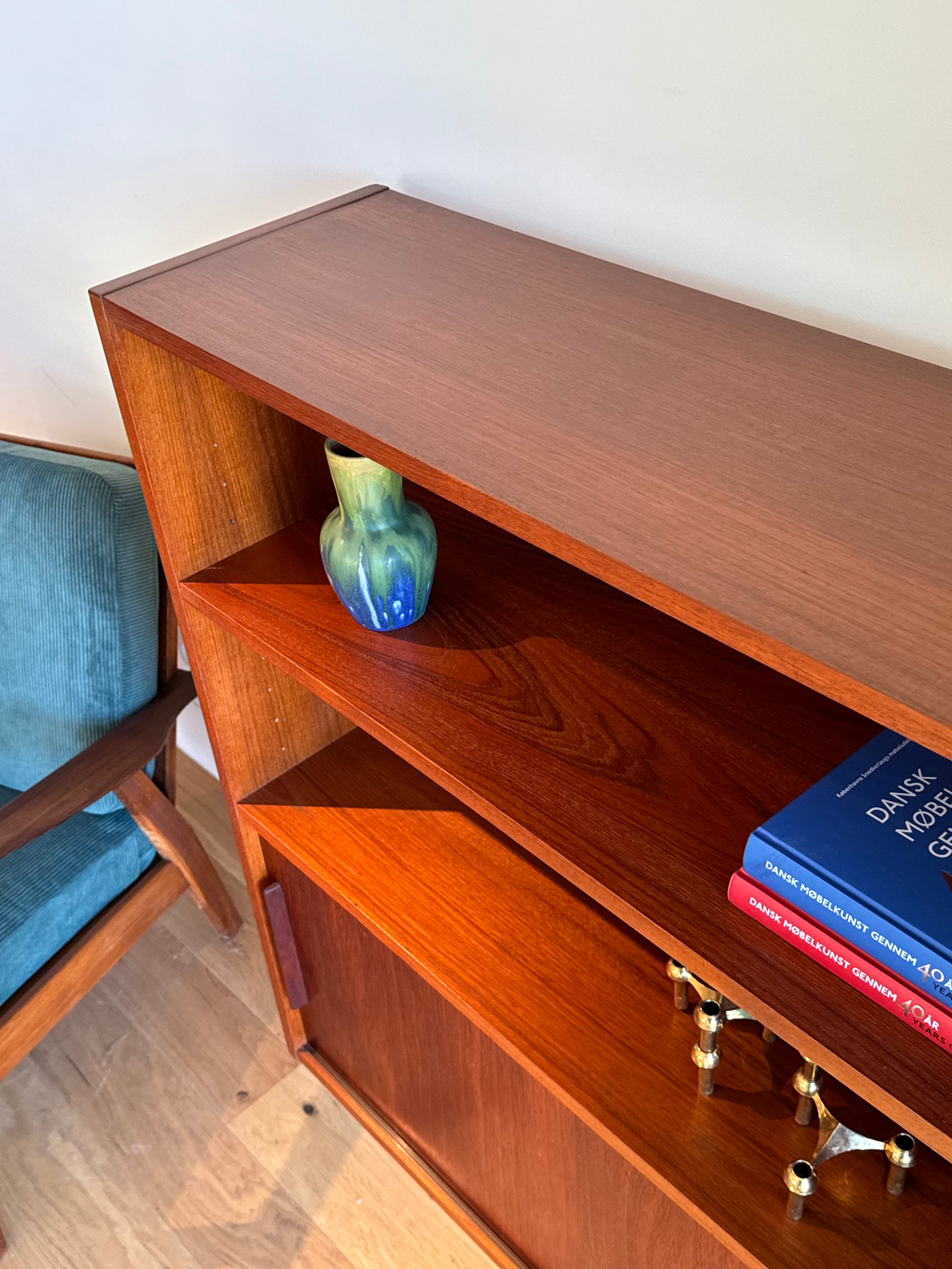 Bibliothèque scandinave vintage en teck "Mads"