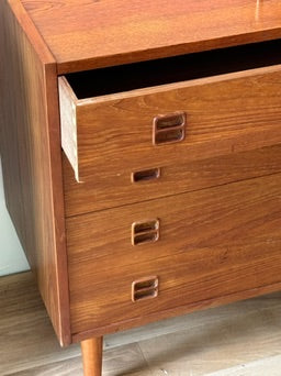 Commode scandinave vintage « Nils »
