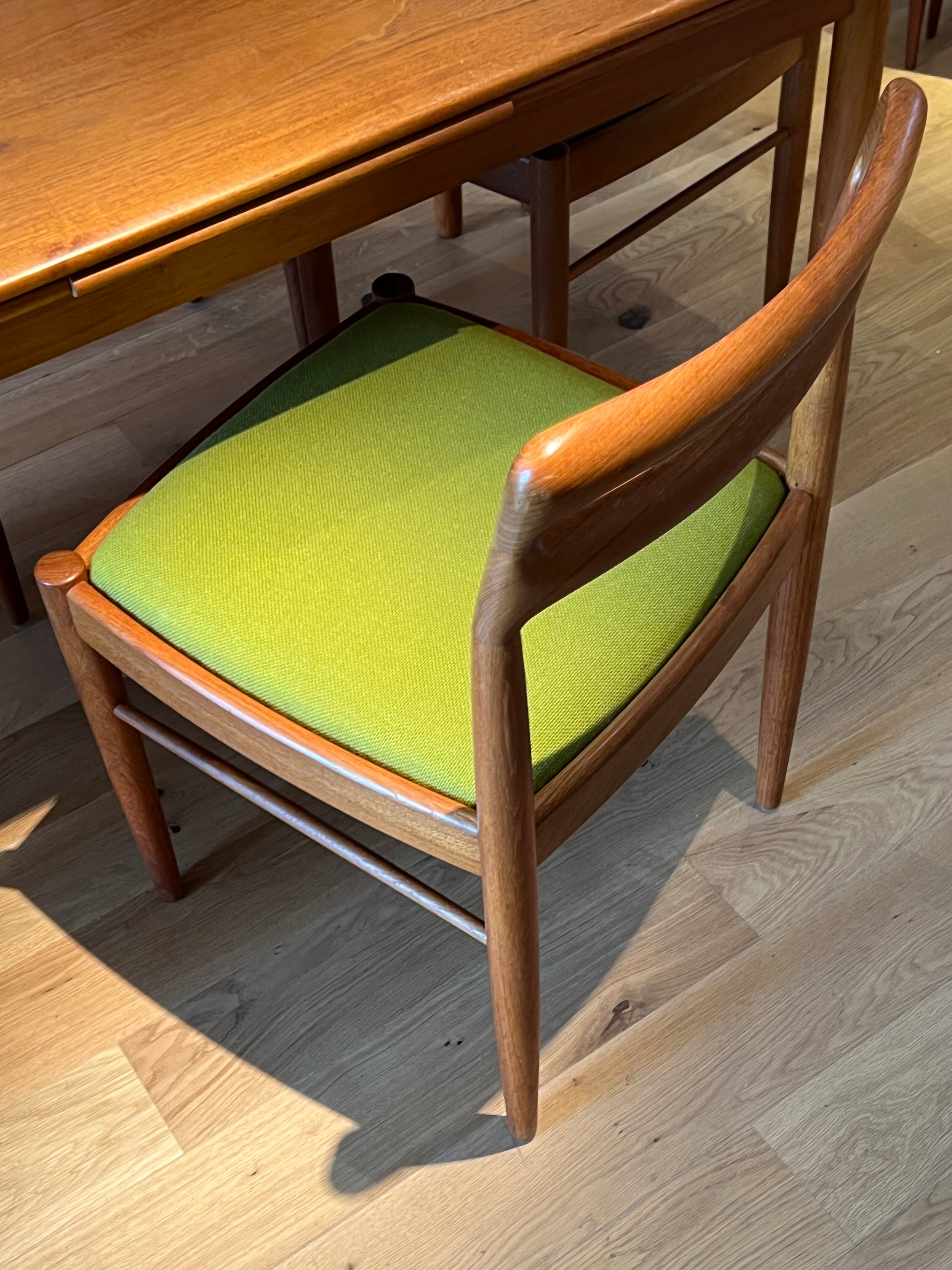 Suite de 4 chaises scandinaves « Siv » par HW Klein pour Bramin