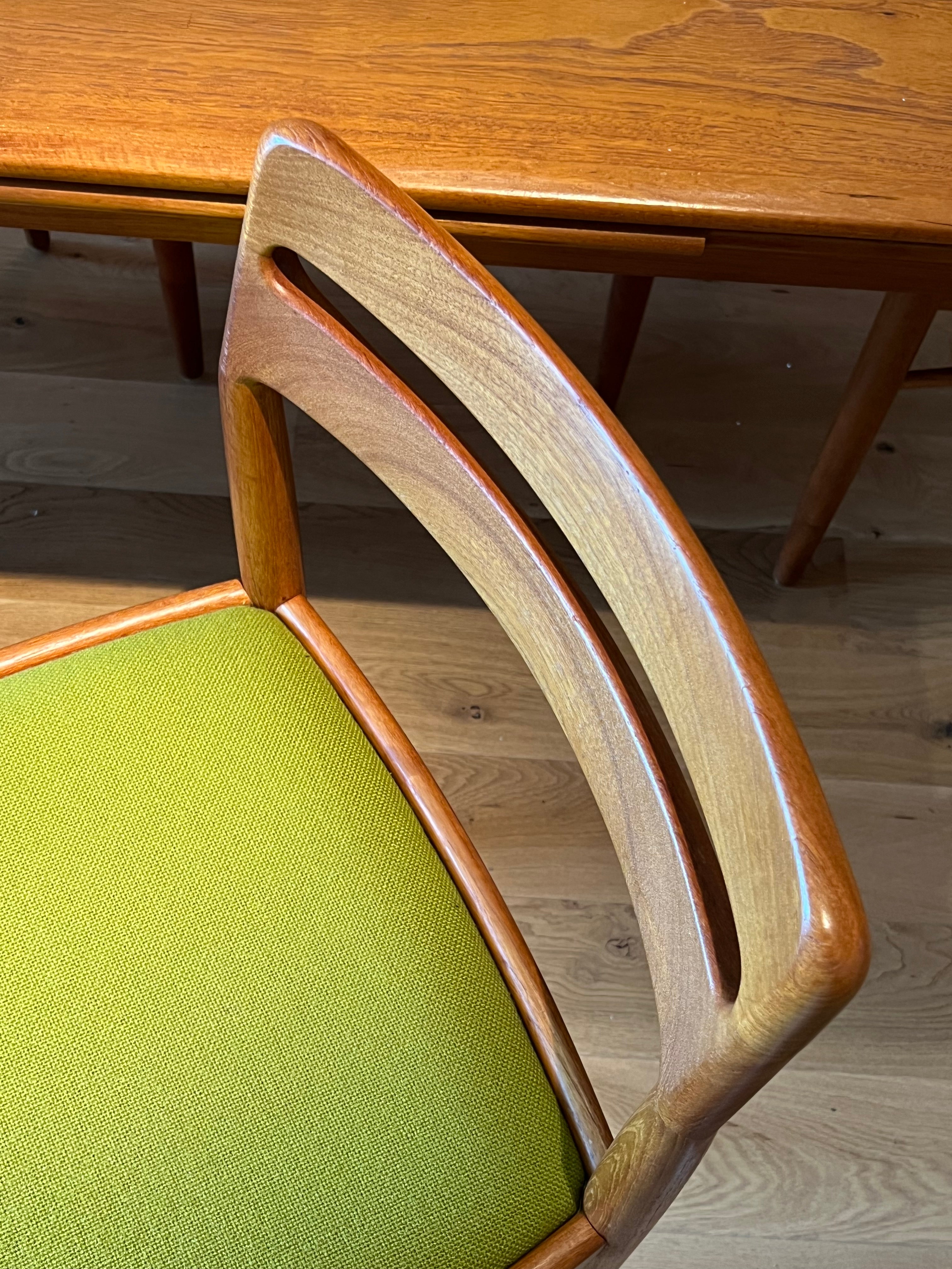 Suite de 4 chaises scandinaves « Siv » par HW Klein pour Bramin