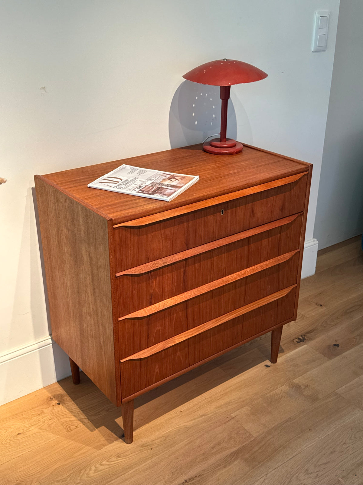 Commode scandinave vintage en teck "Tage"