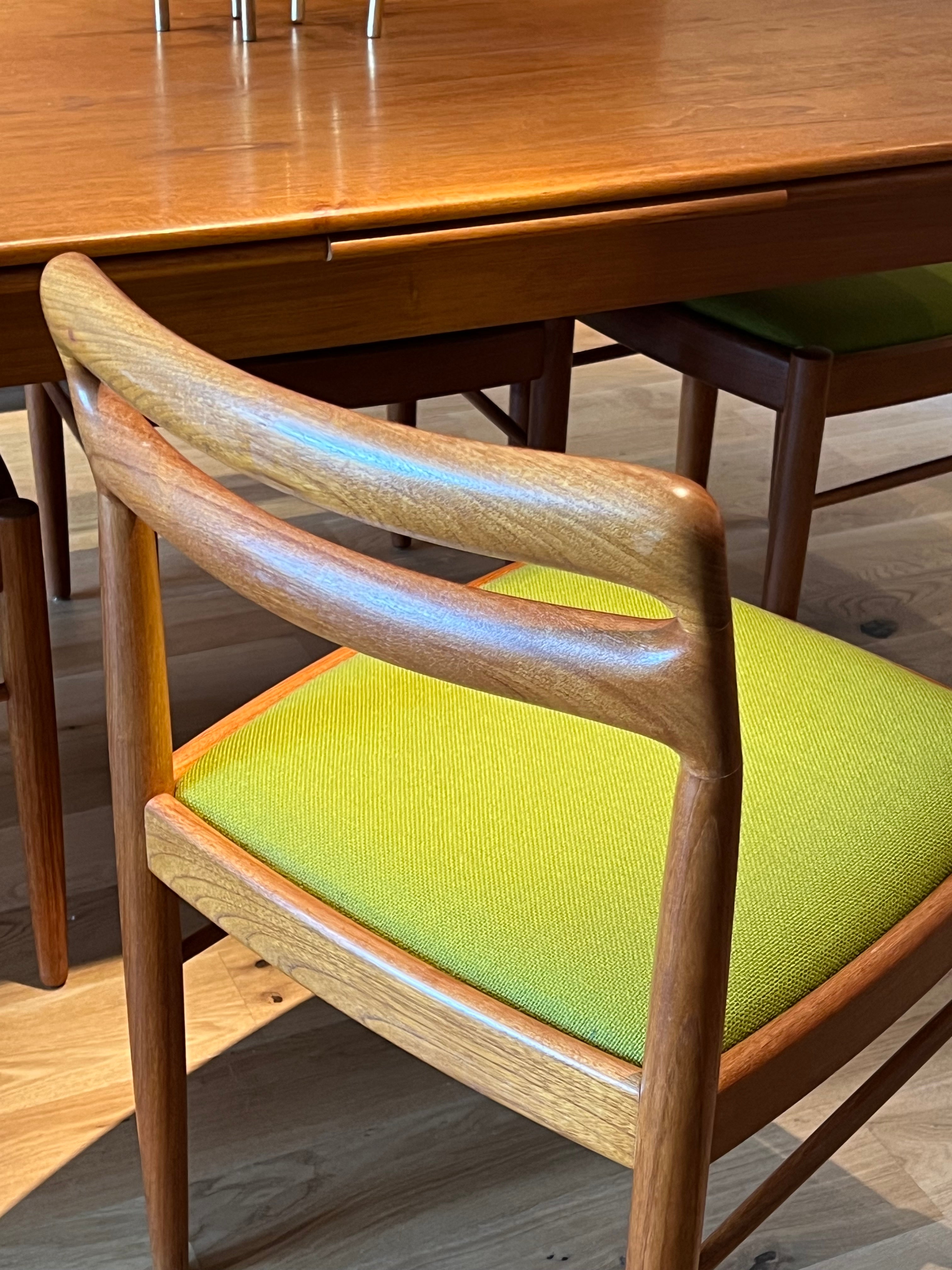 Suite de 4 chaises scandinaves « Siv » par HW Klein pour Bramin