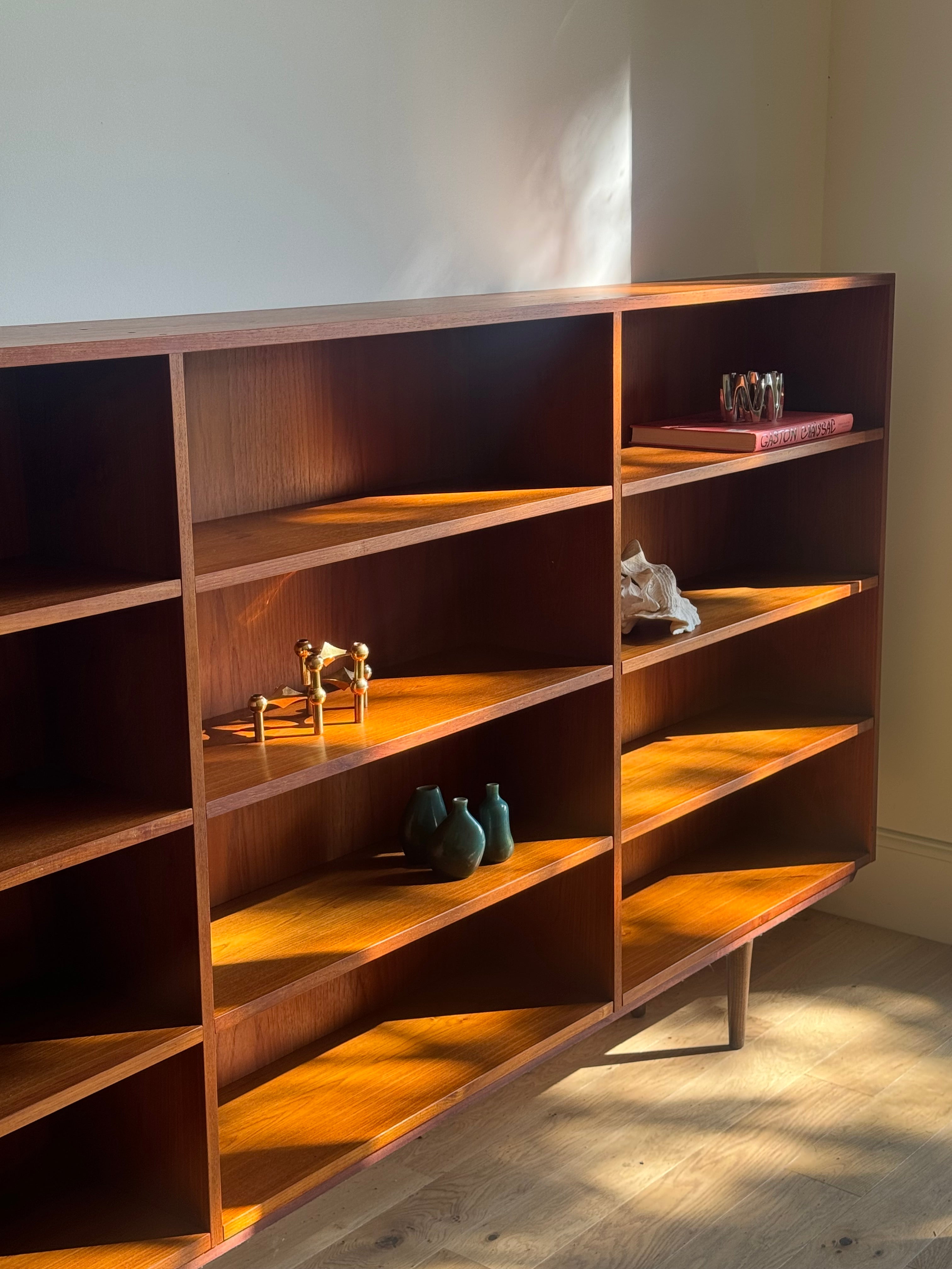 Bibliothèque scandinave vintage en teck « Marta »