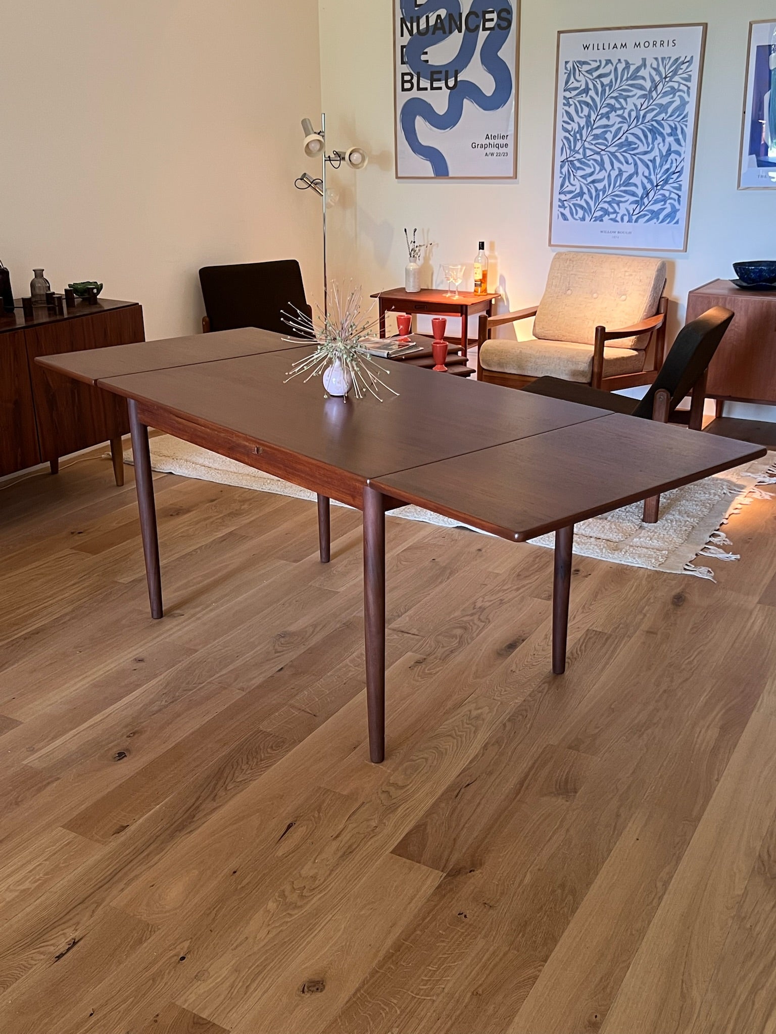 Table scandinave vintage en teck « Lara »