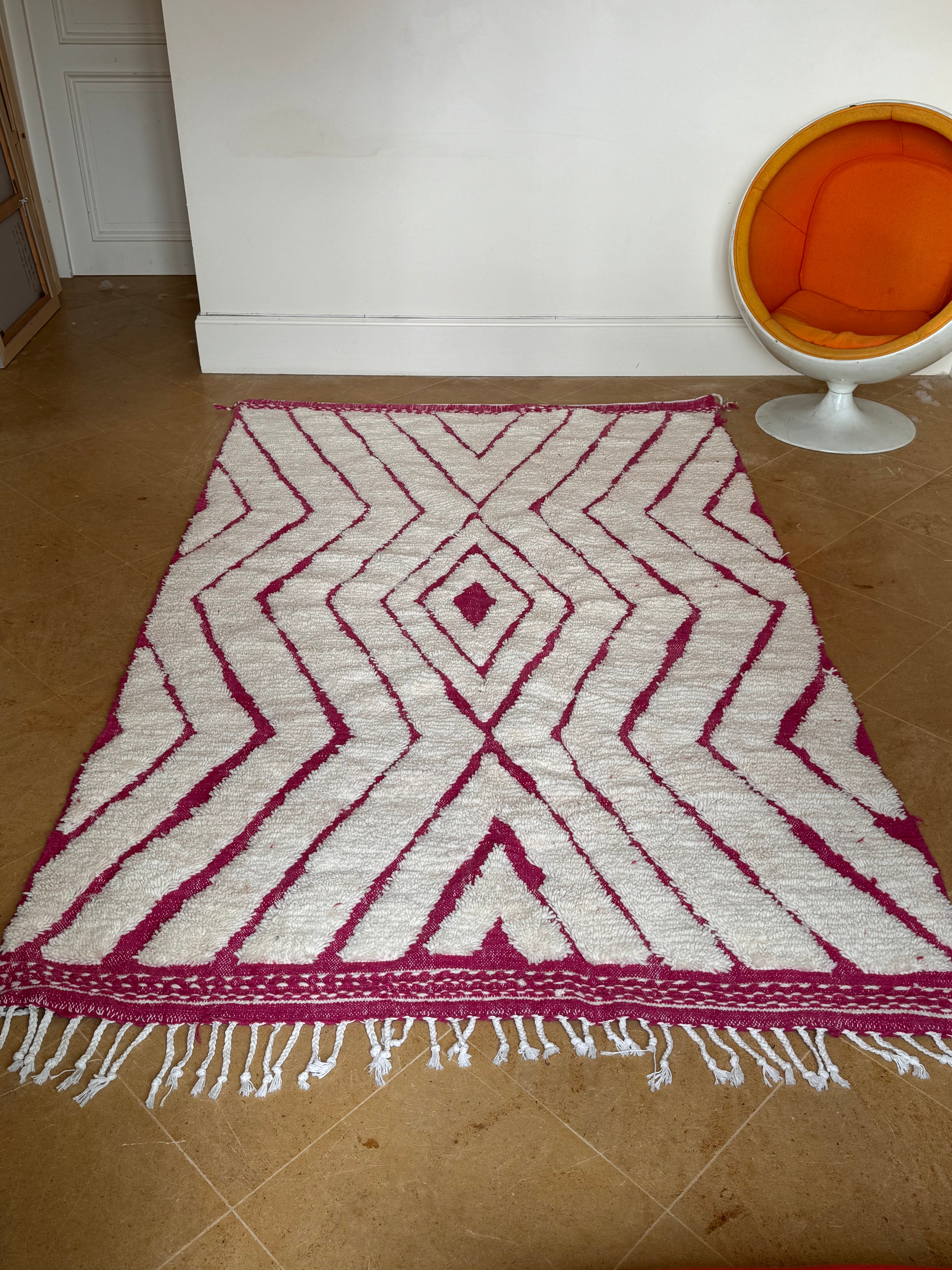 Tapis Beni Ouarain 251 x 157 cm "Nora"