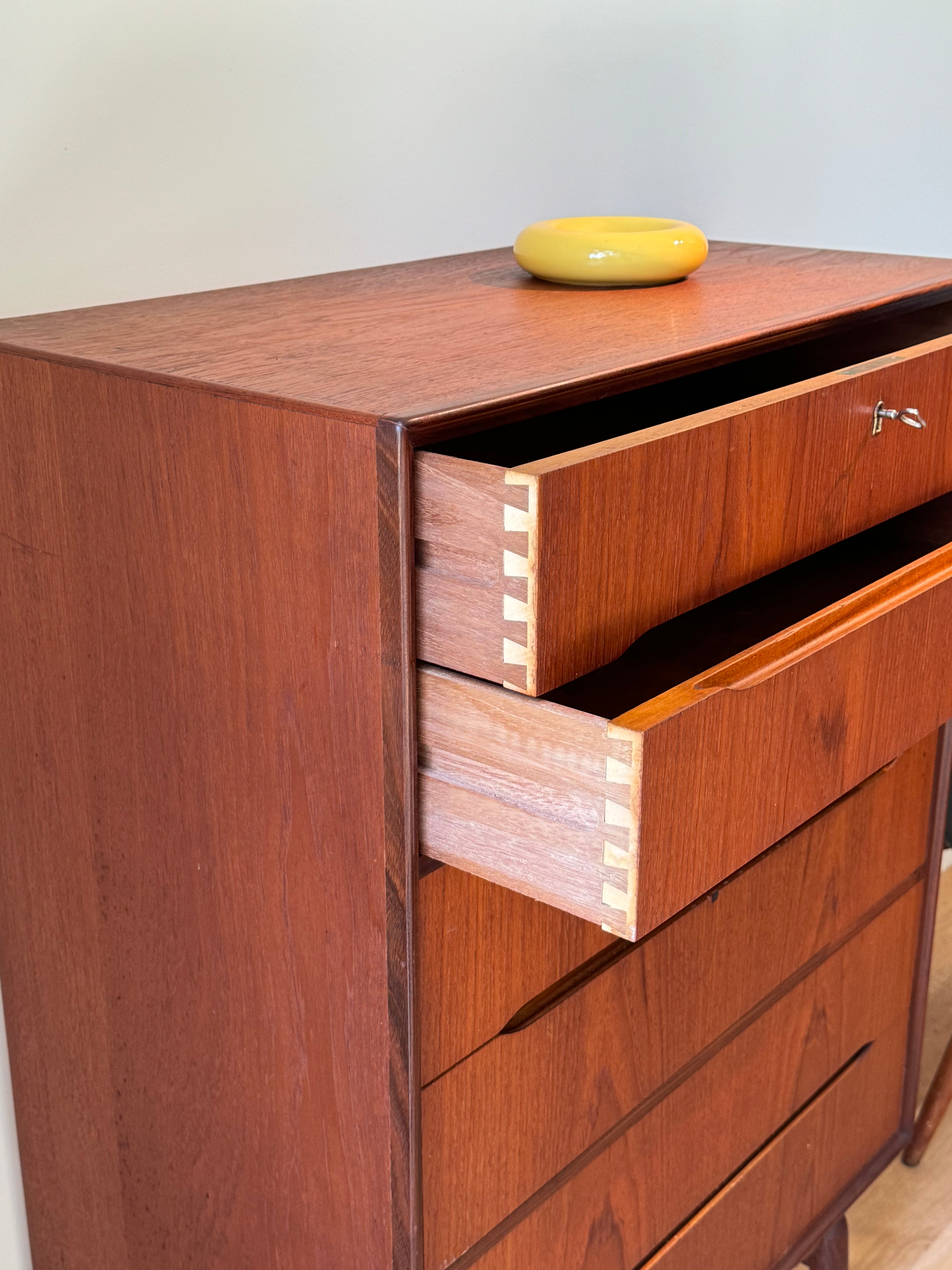Commode scandinave vintage en teck années 1960 "Eva"