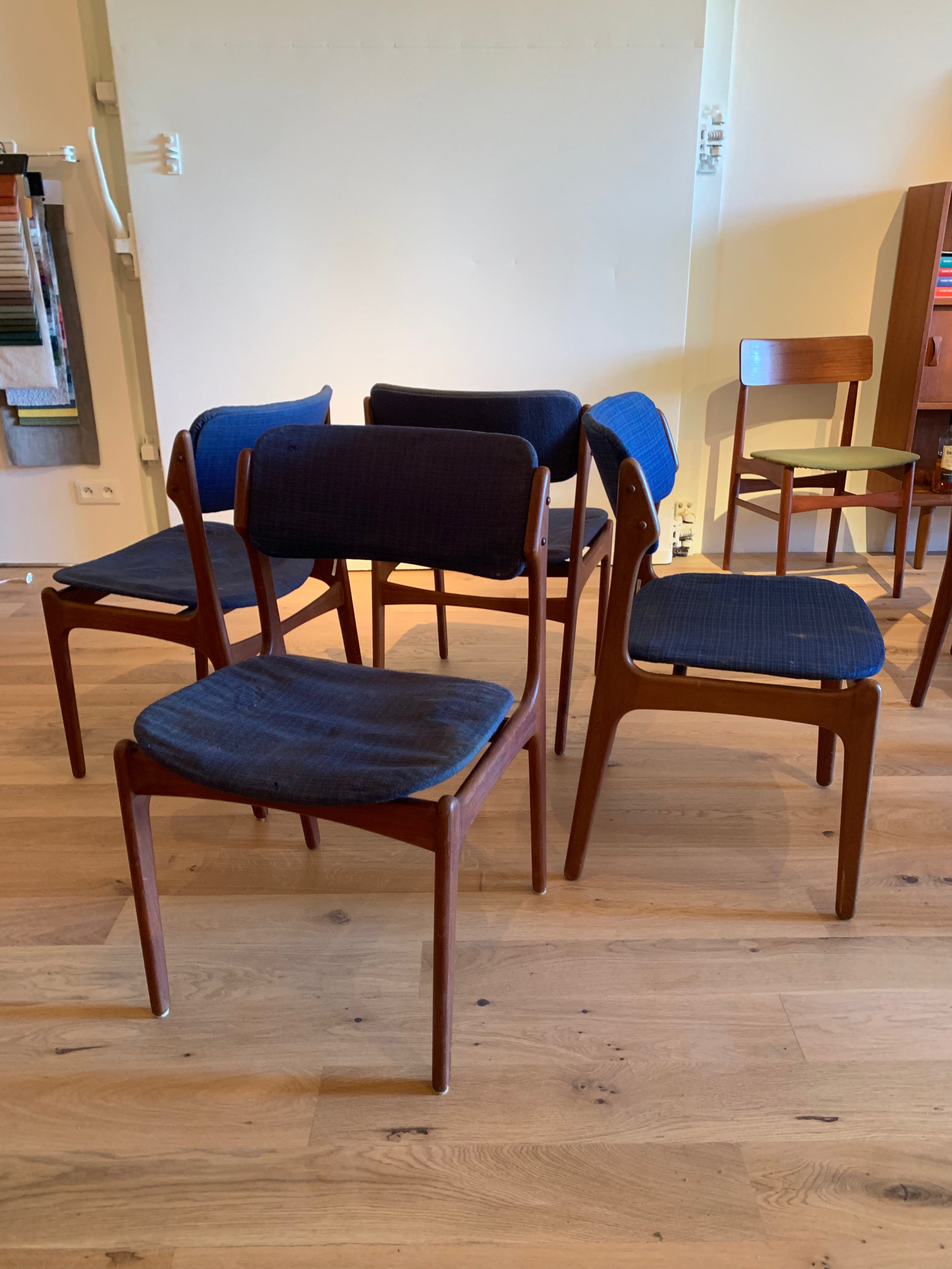 Chaise scandinave vintage Erik Buch modèle 49 (4 disponibles)