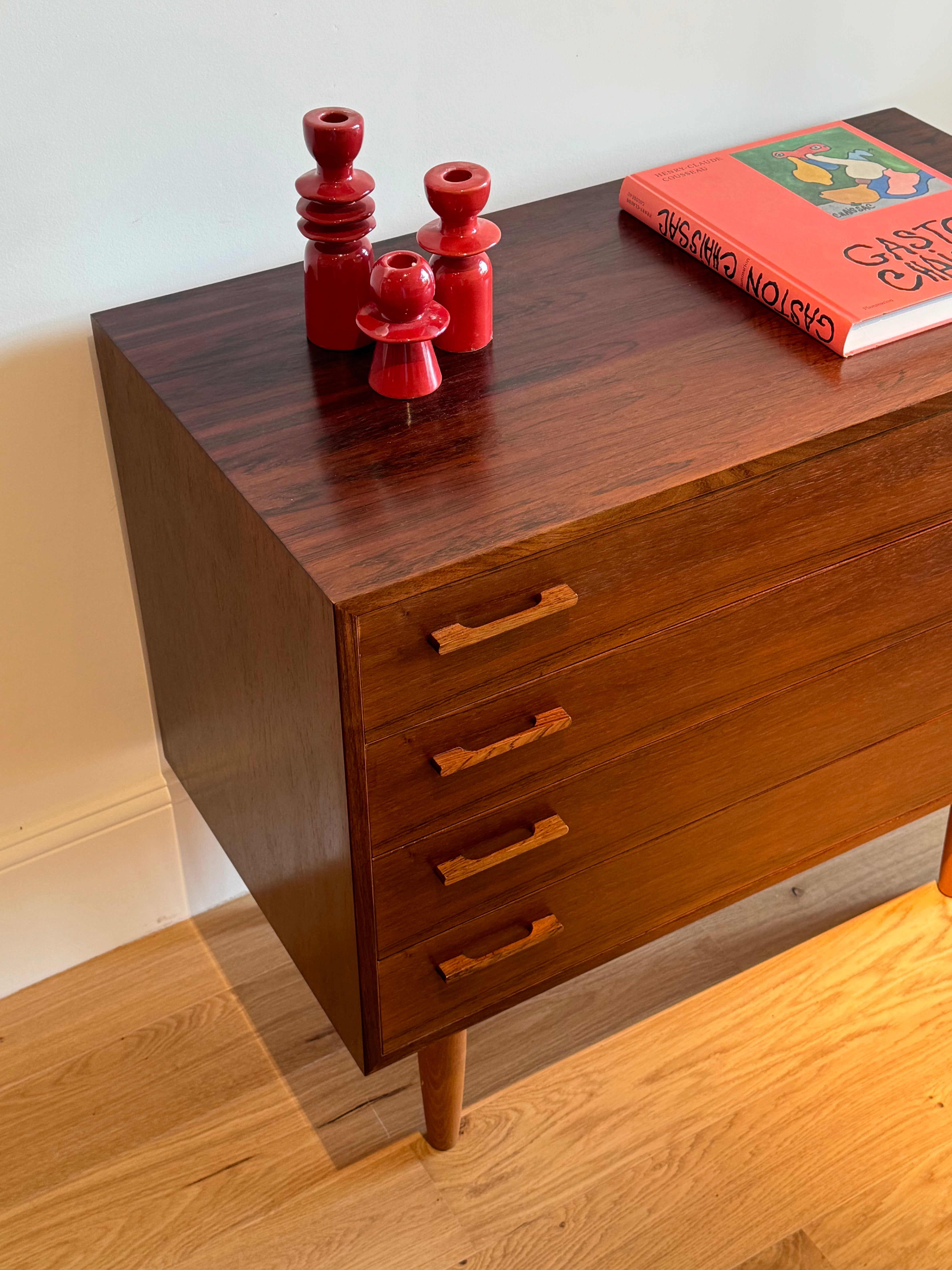 Commode scandinave vintage en palissandre « Grete »