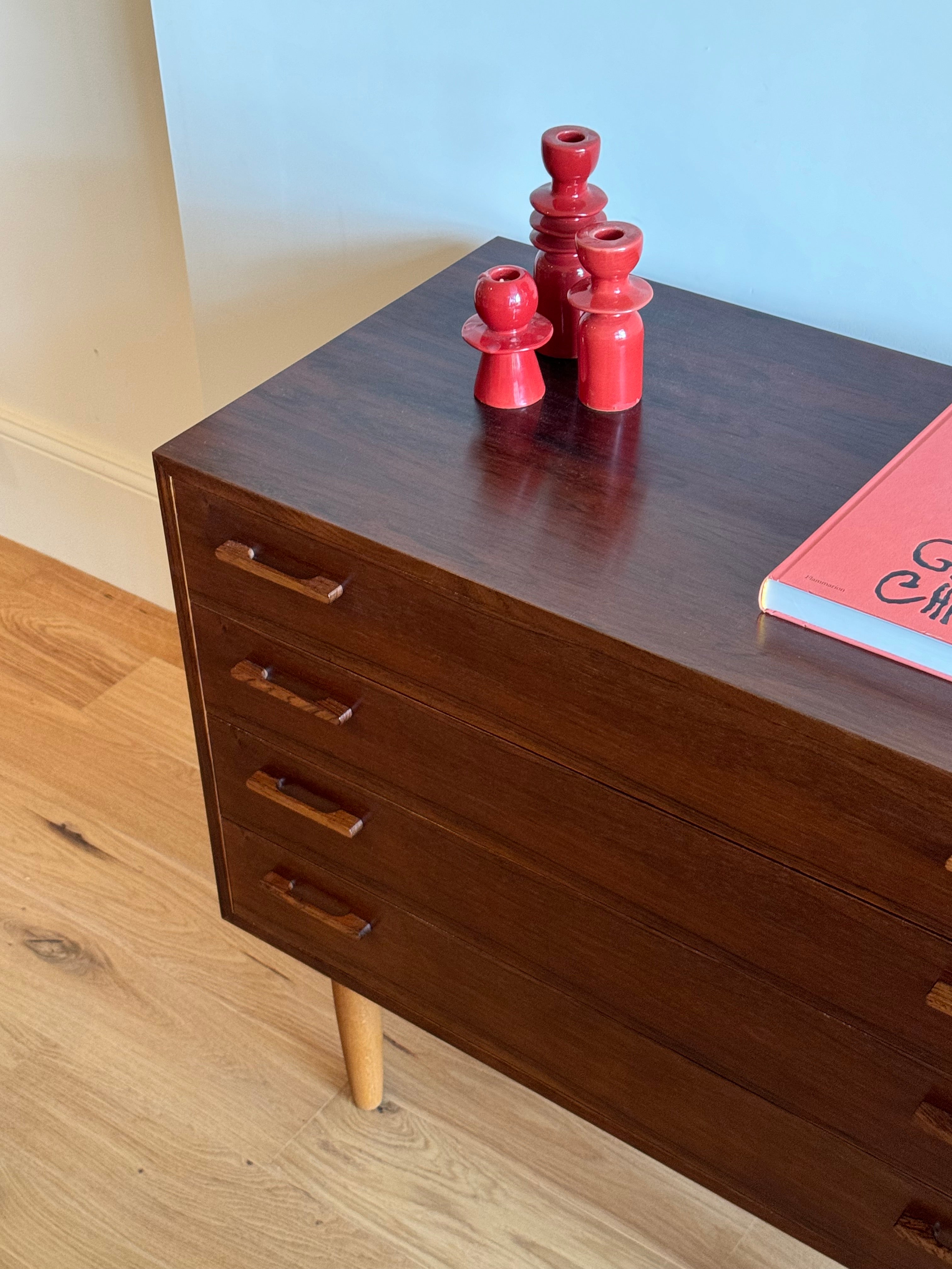 Commode scandinave vintage en palissandre « Grete »