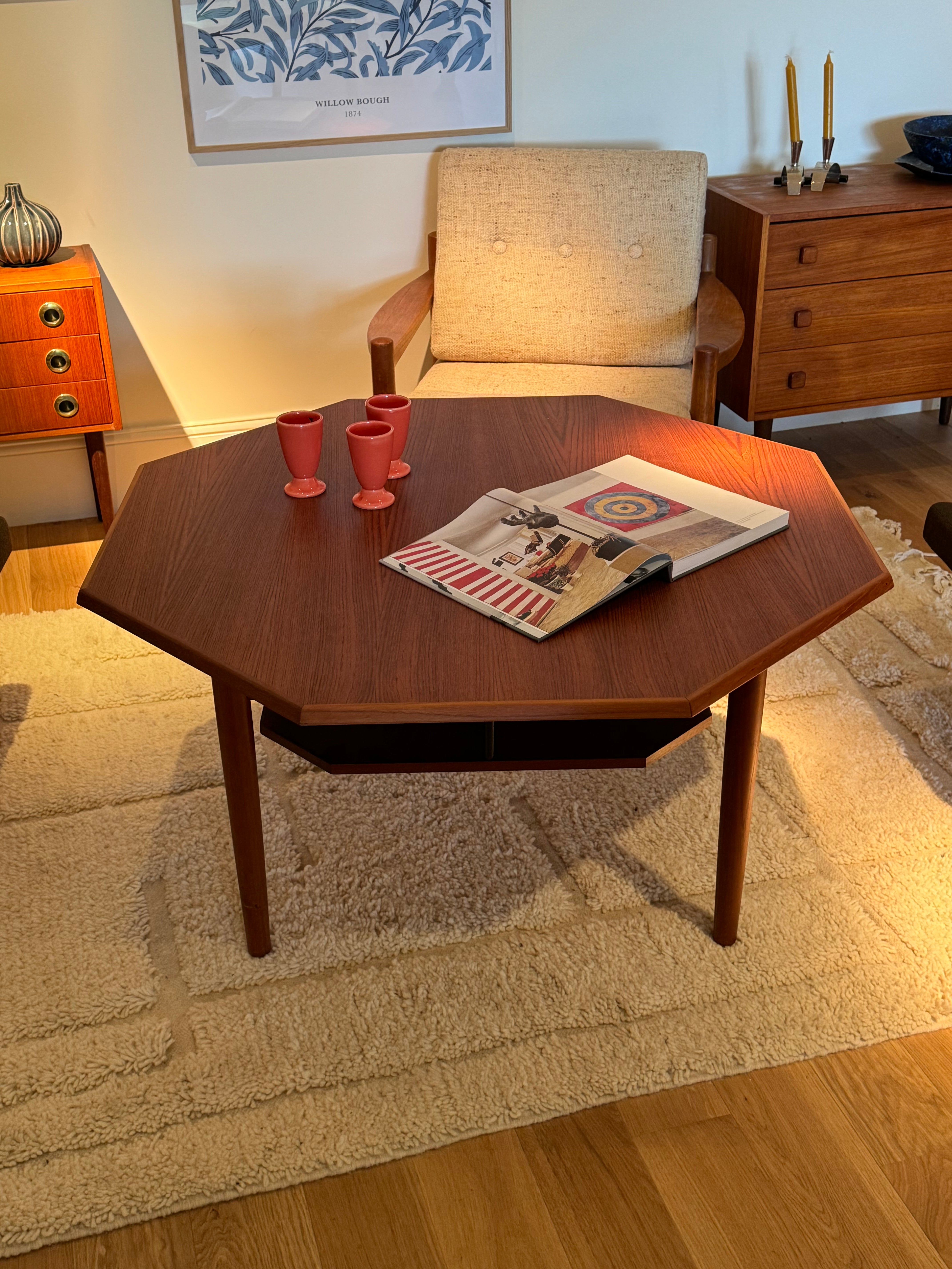 Table basse octogonale scandinave vintage "Siv"