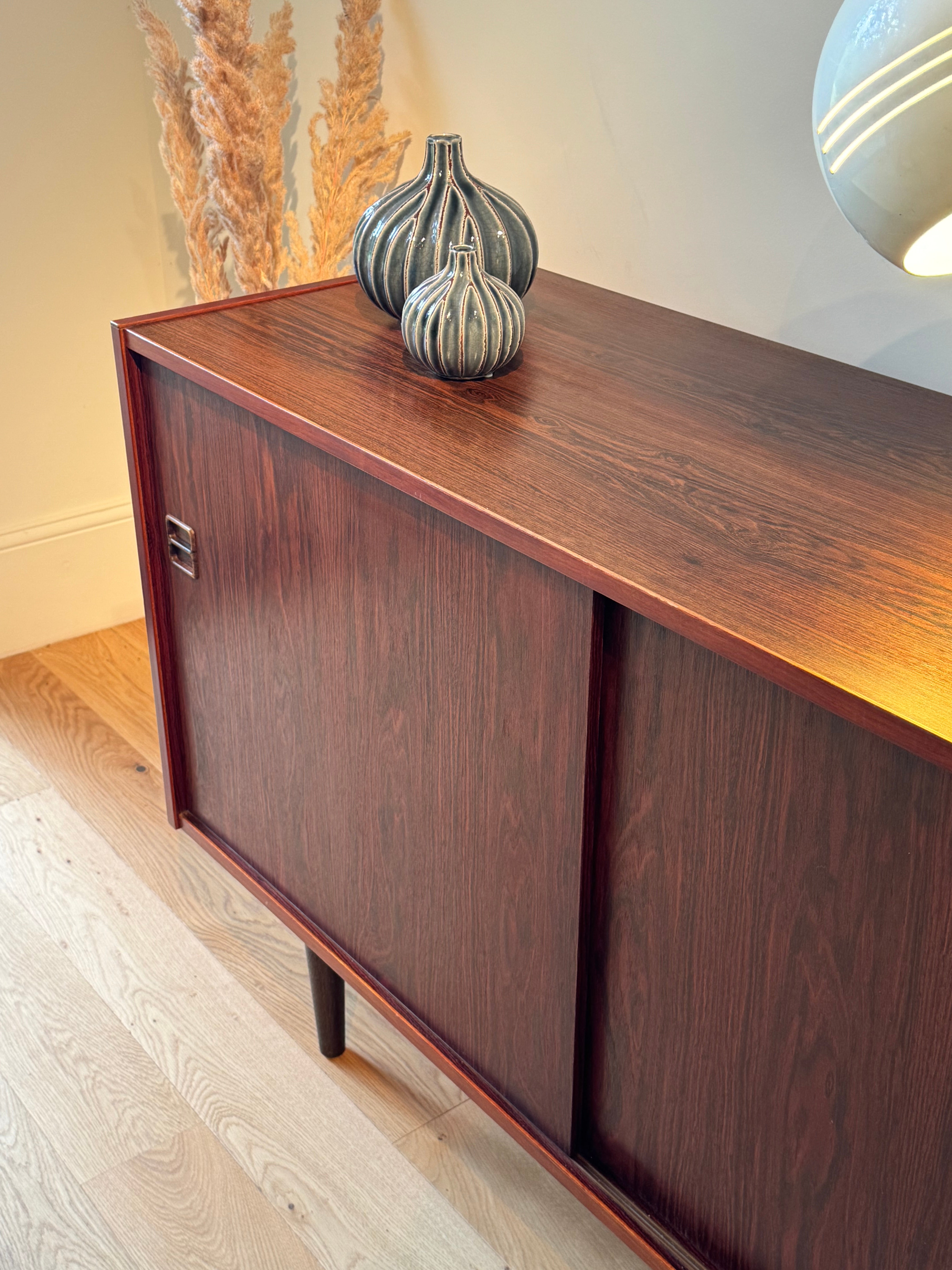 Enfilade scandinave vintage en palissandre "Elin"