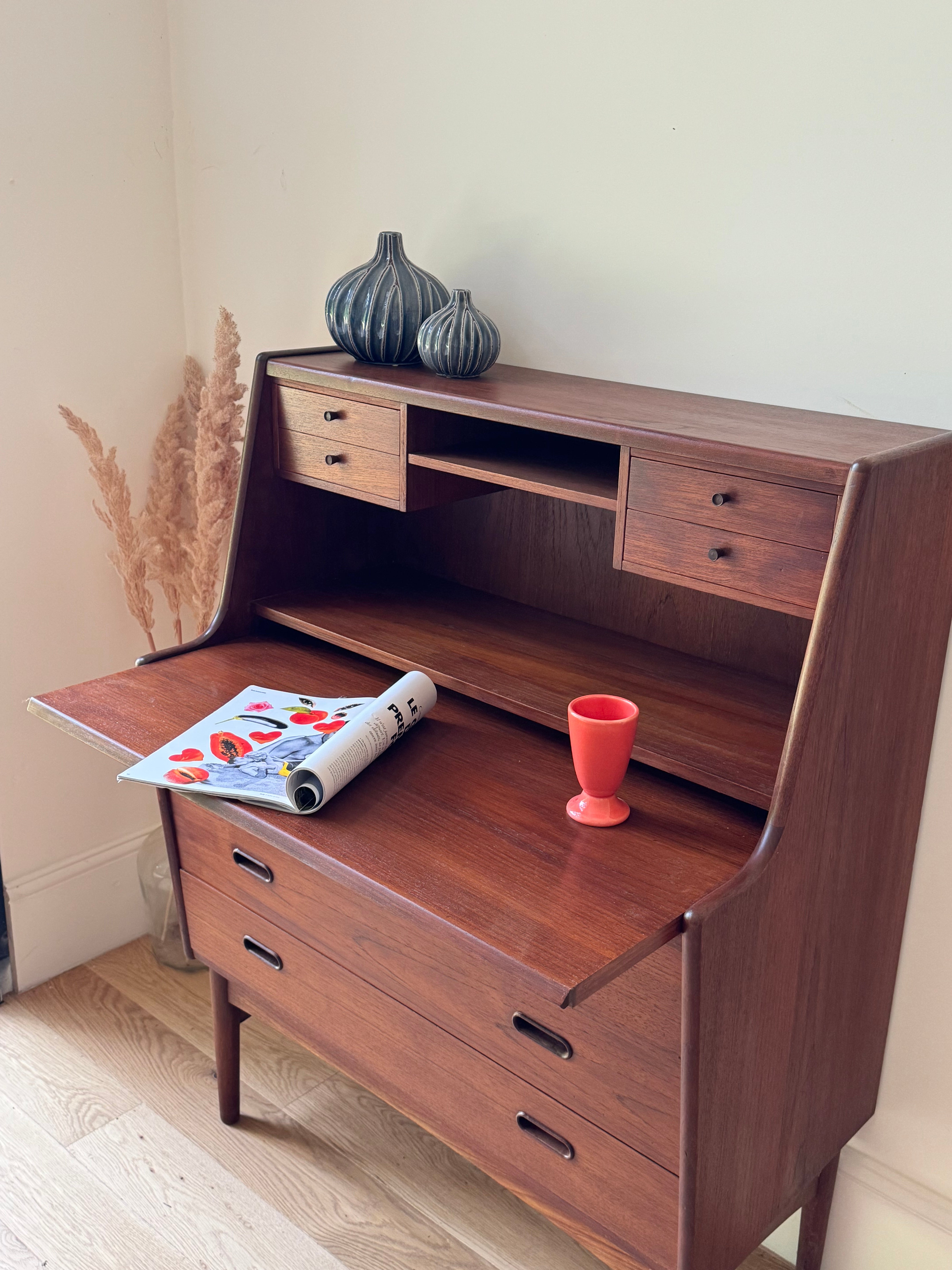 Secrétaire scandinave en teck – « Alrik » – Années 60