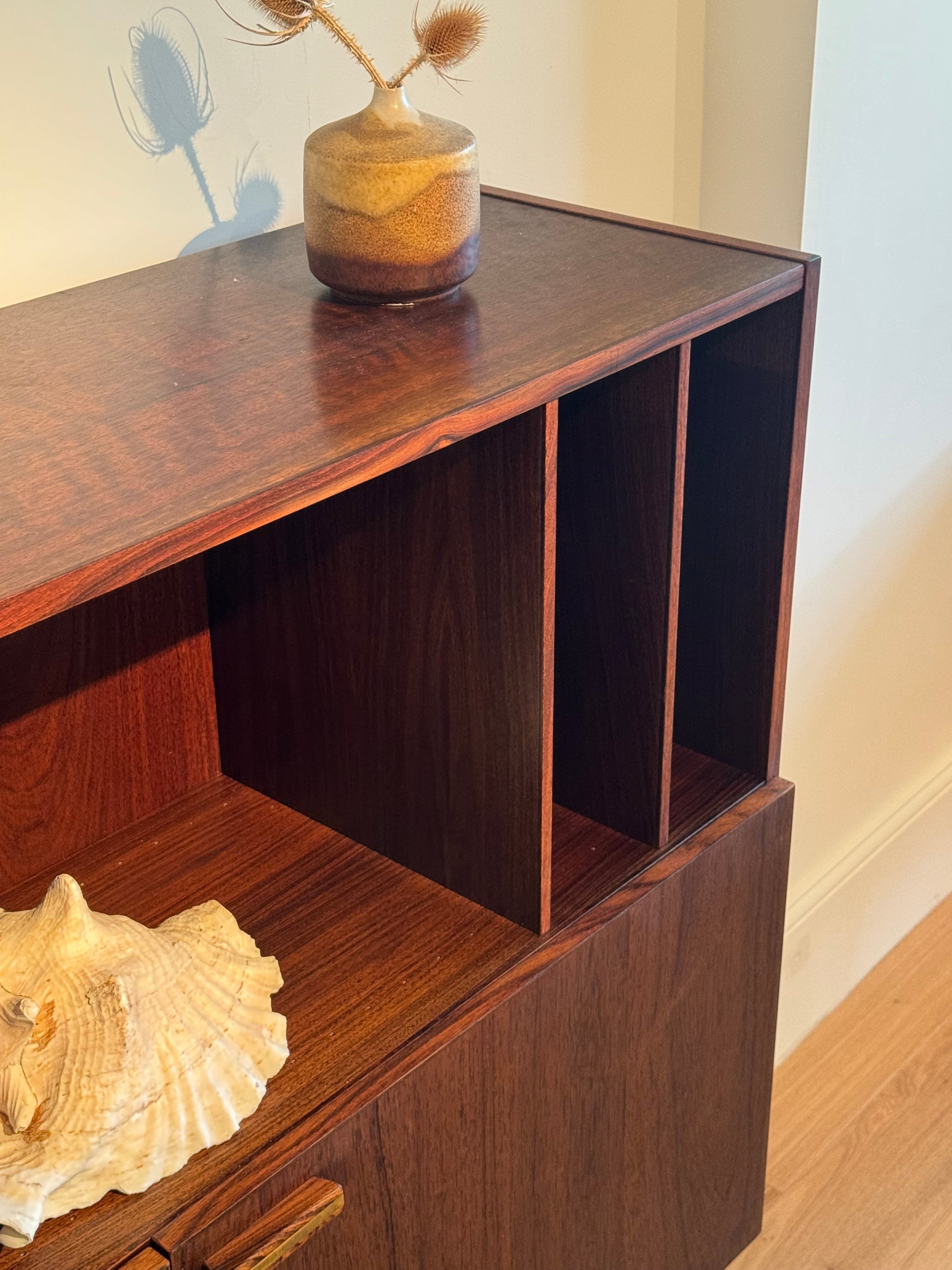 Bibliothèque basse - Enfilade ouverte vintage scandinave "Nila"