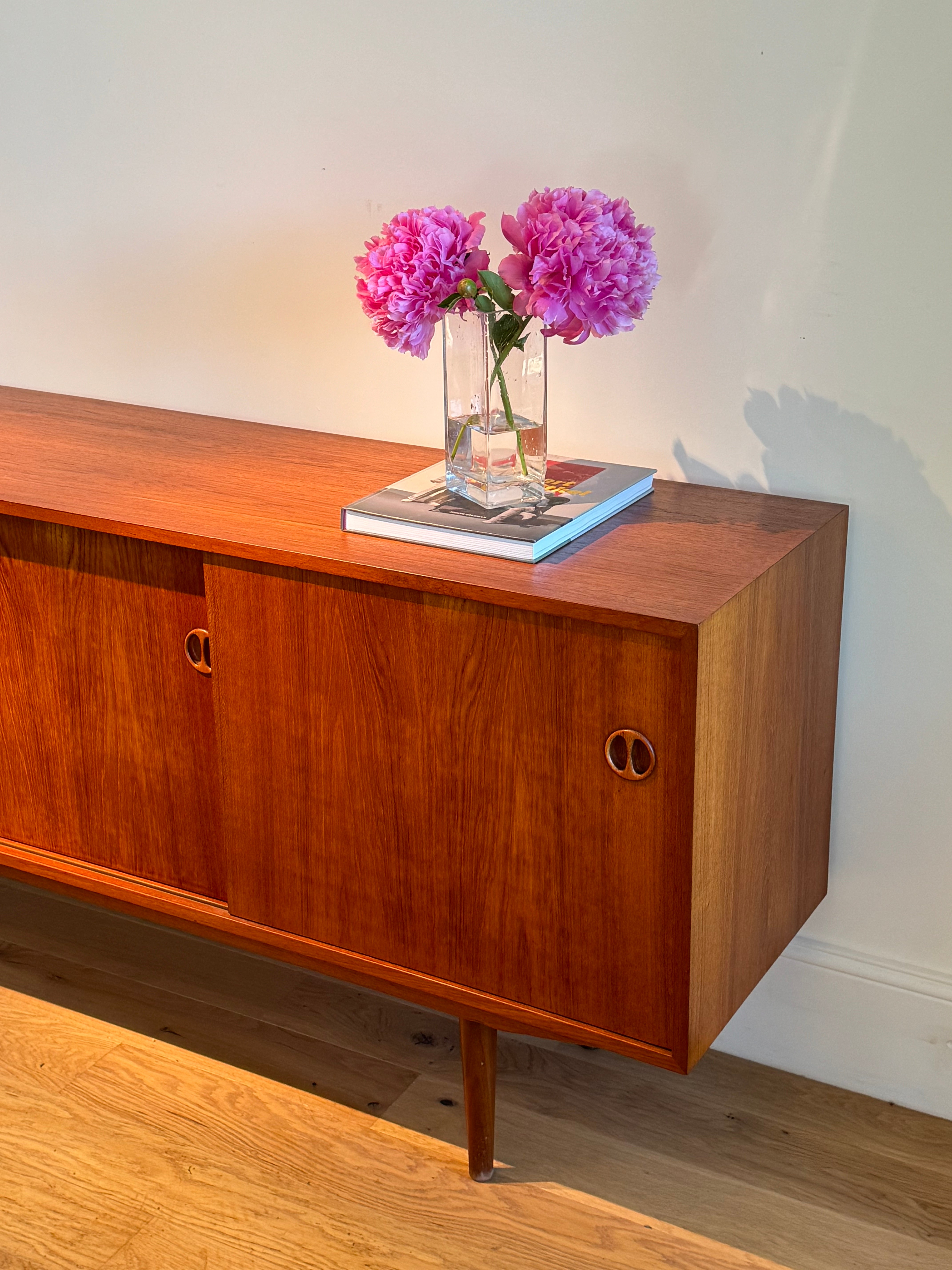 Enfilade scandinave vintage en teck "Astrid"
