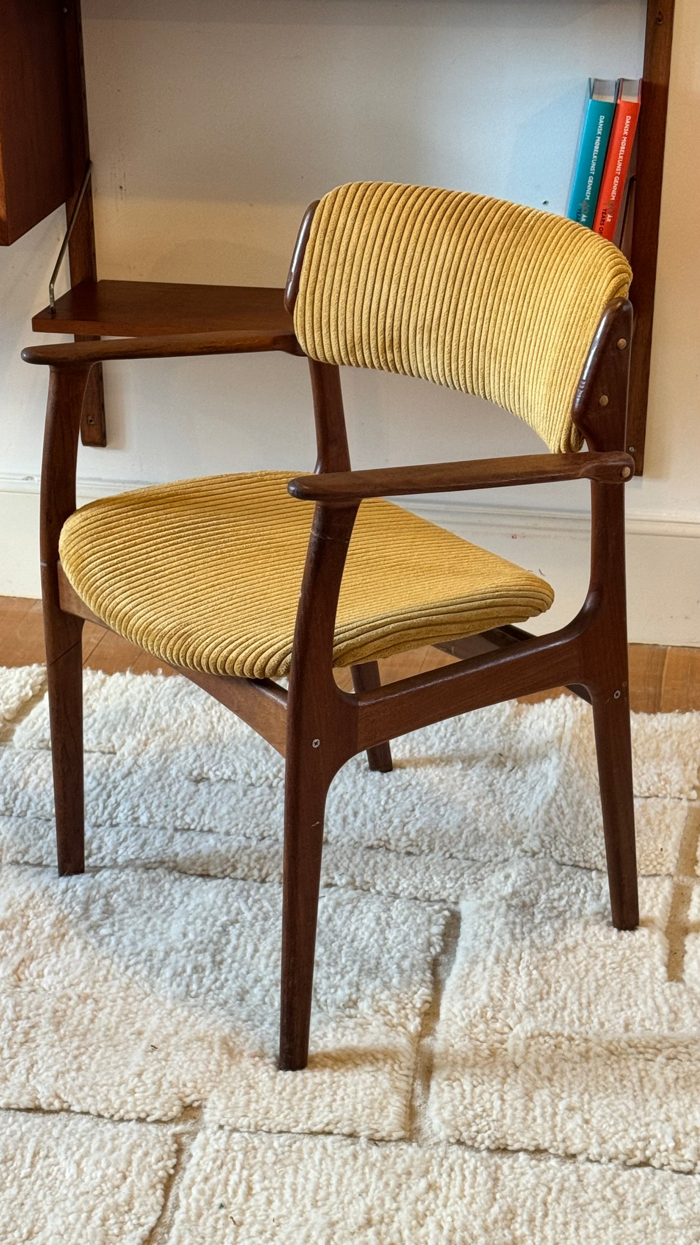 Chaise scandinave vintage Erik Buch modèle 49 (4 disponibles)