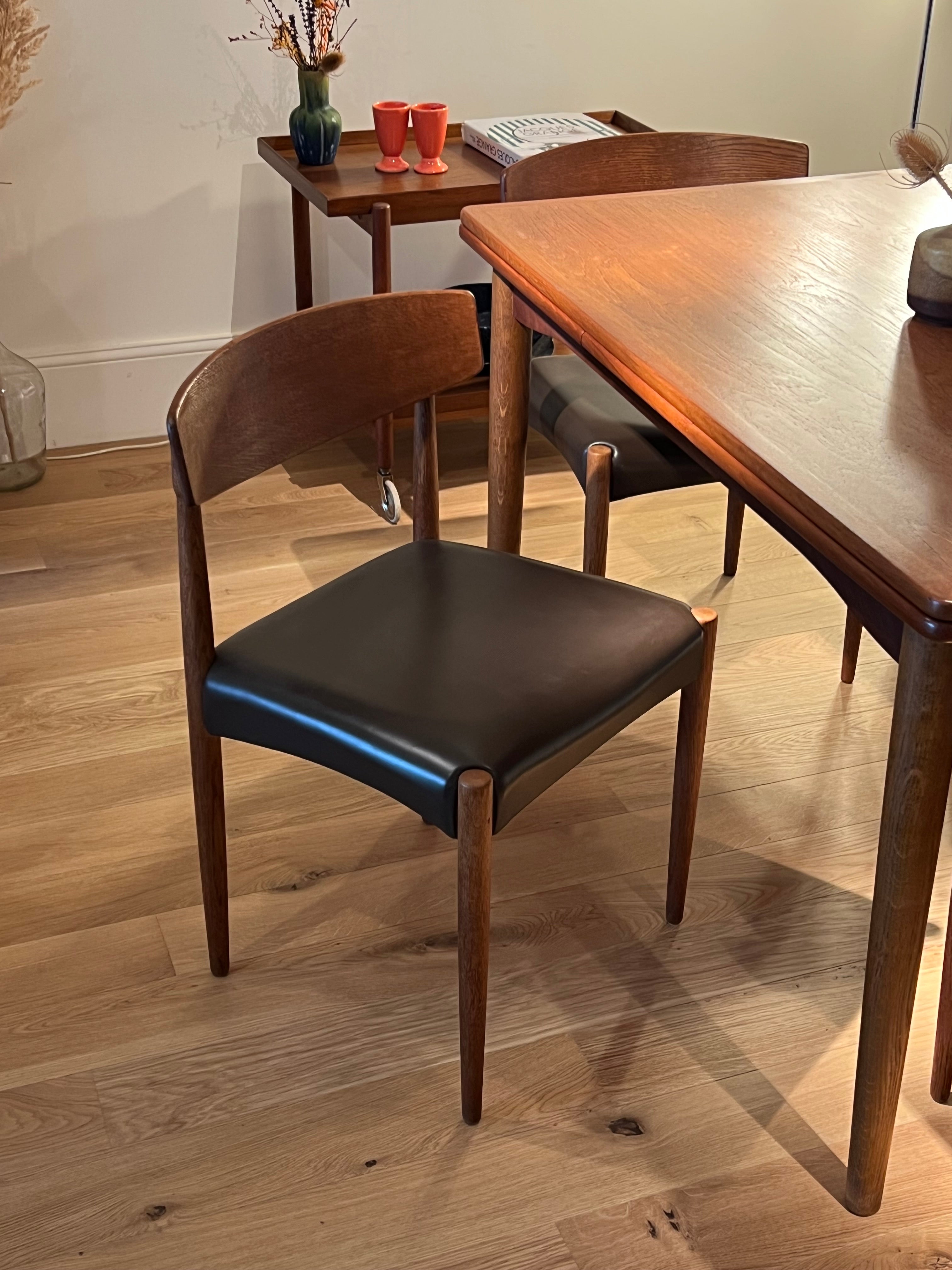 Suite de 4 chaises scandinave vintage en chêne "Huldra"